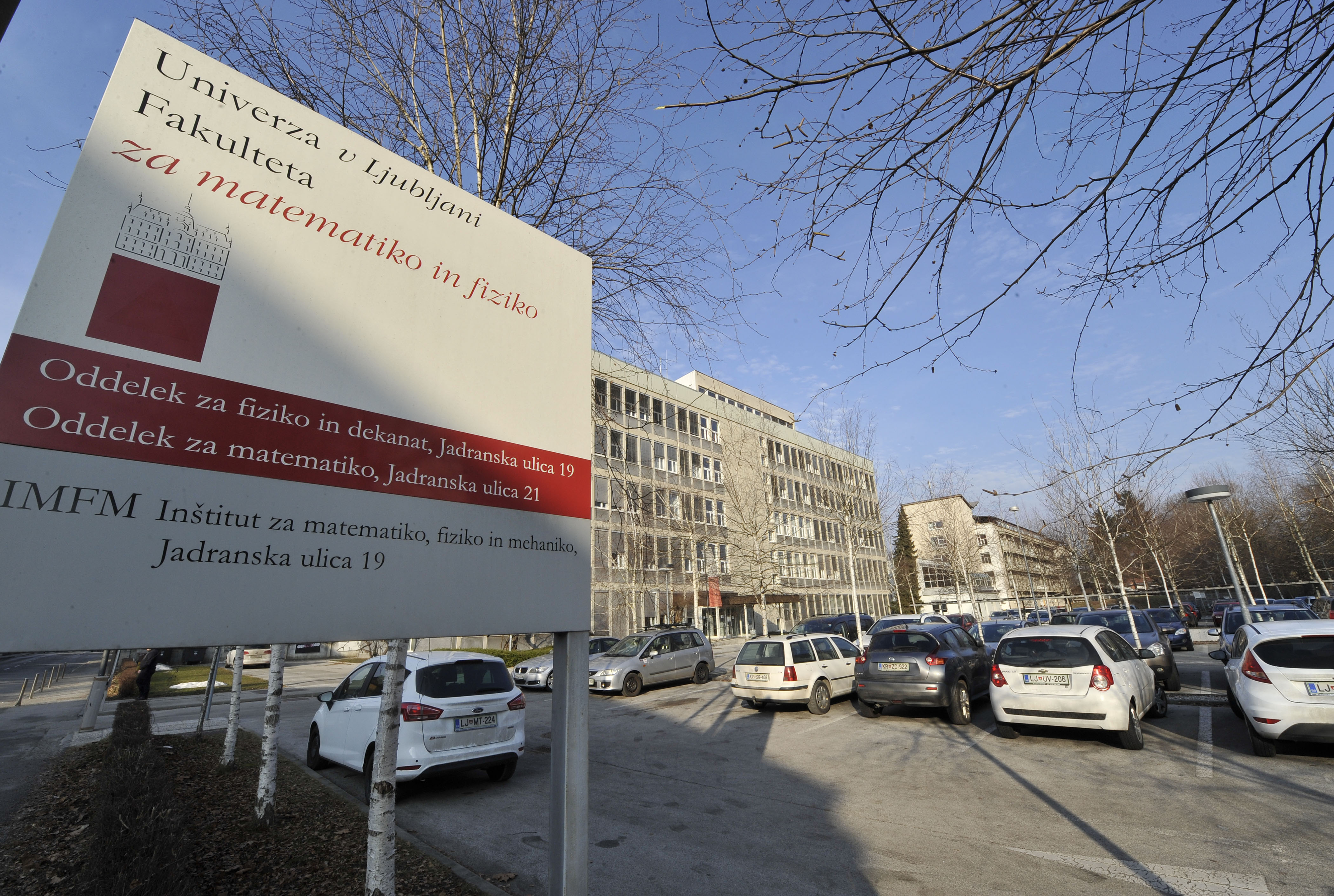 Fakulteta za matematiko in fiziko