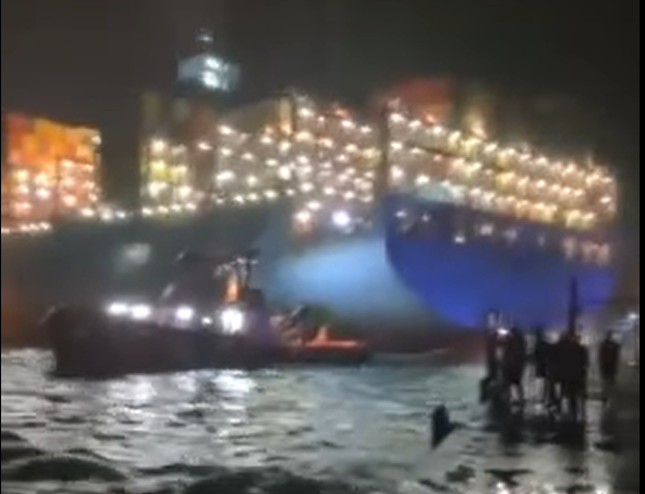 tovorna ladja, luka koper