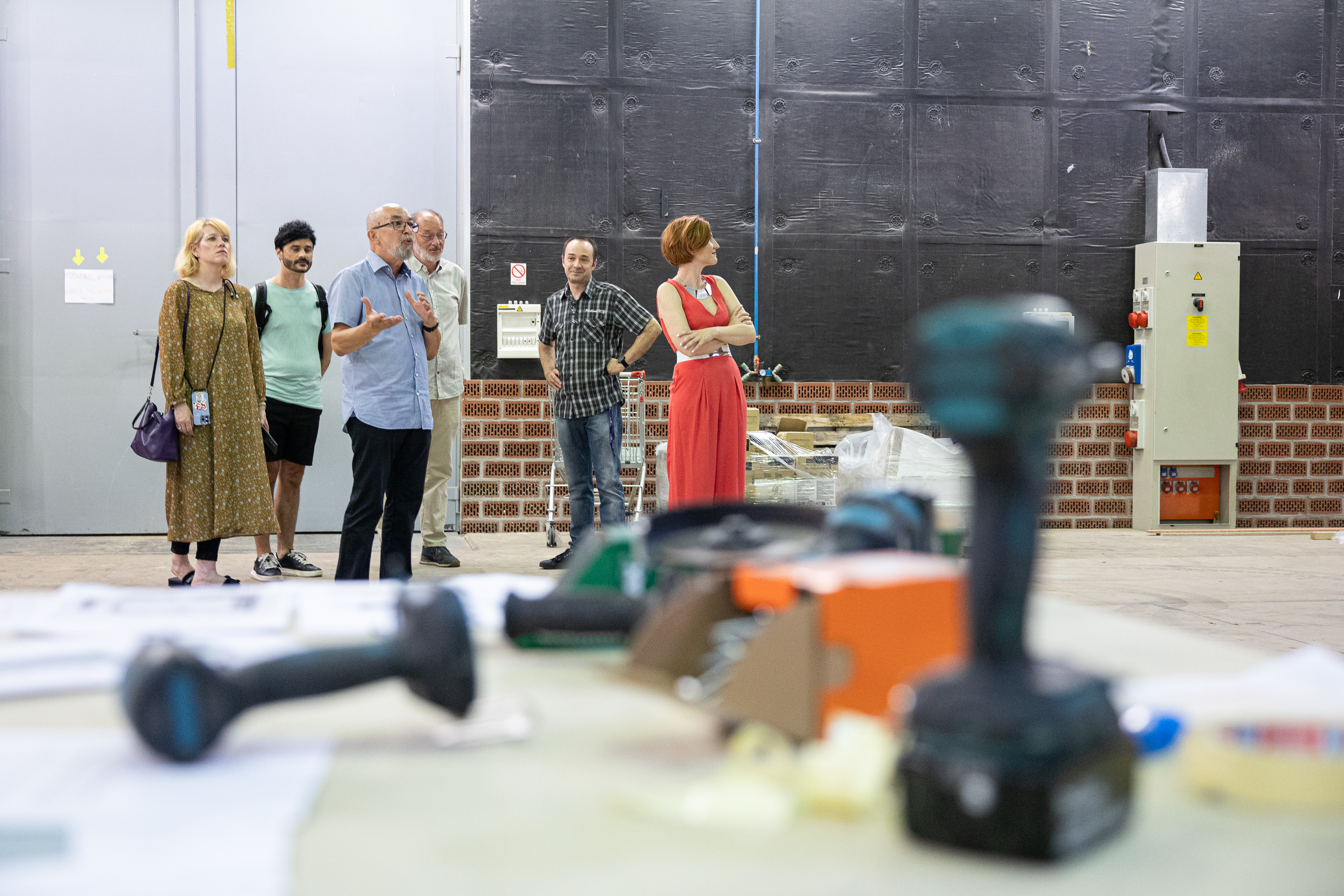 Ogled produkcijskih in postprodukcijskih prostorov Filmskega studia Viba film