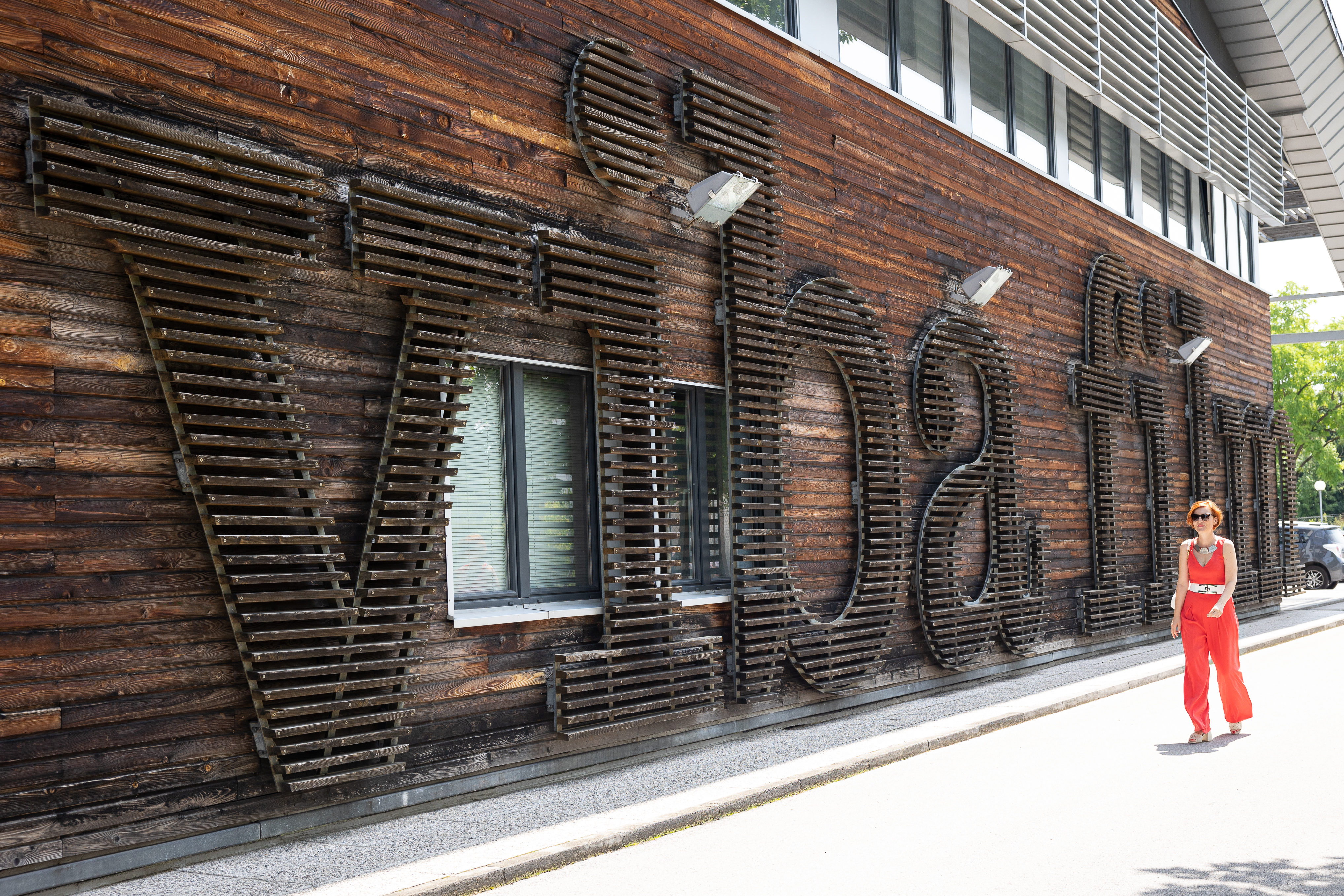 Ogled produkcijskih in postprodukcijskih prostorov Filmskega studia Viba film