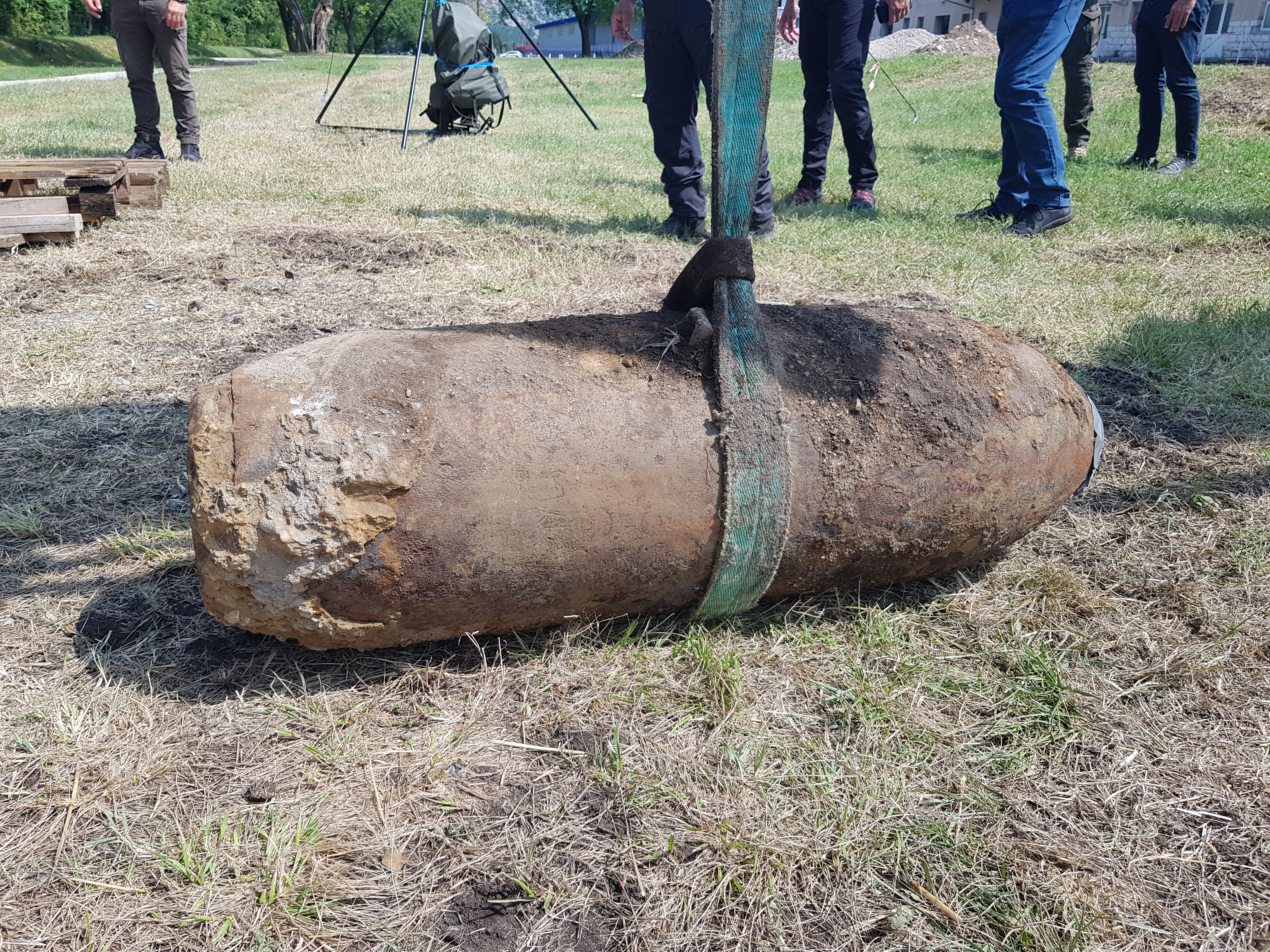 Bomba v Novi Gorici, ki so jo strokovnjaki onesposobili minuli konec tedna. (Foto: N1)