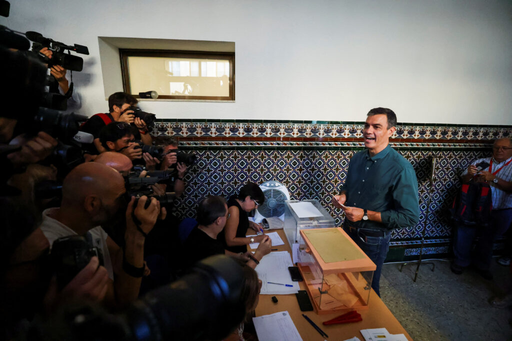 1690112182-2023-07-23T080308Z_1816264699_RC2V82AQLHHW_RTRMADP_3_SPAIN-ELECTION-1024x683.jpg