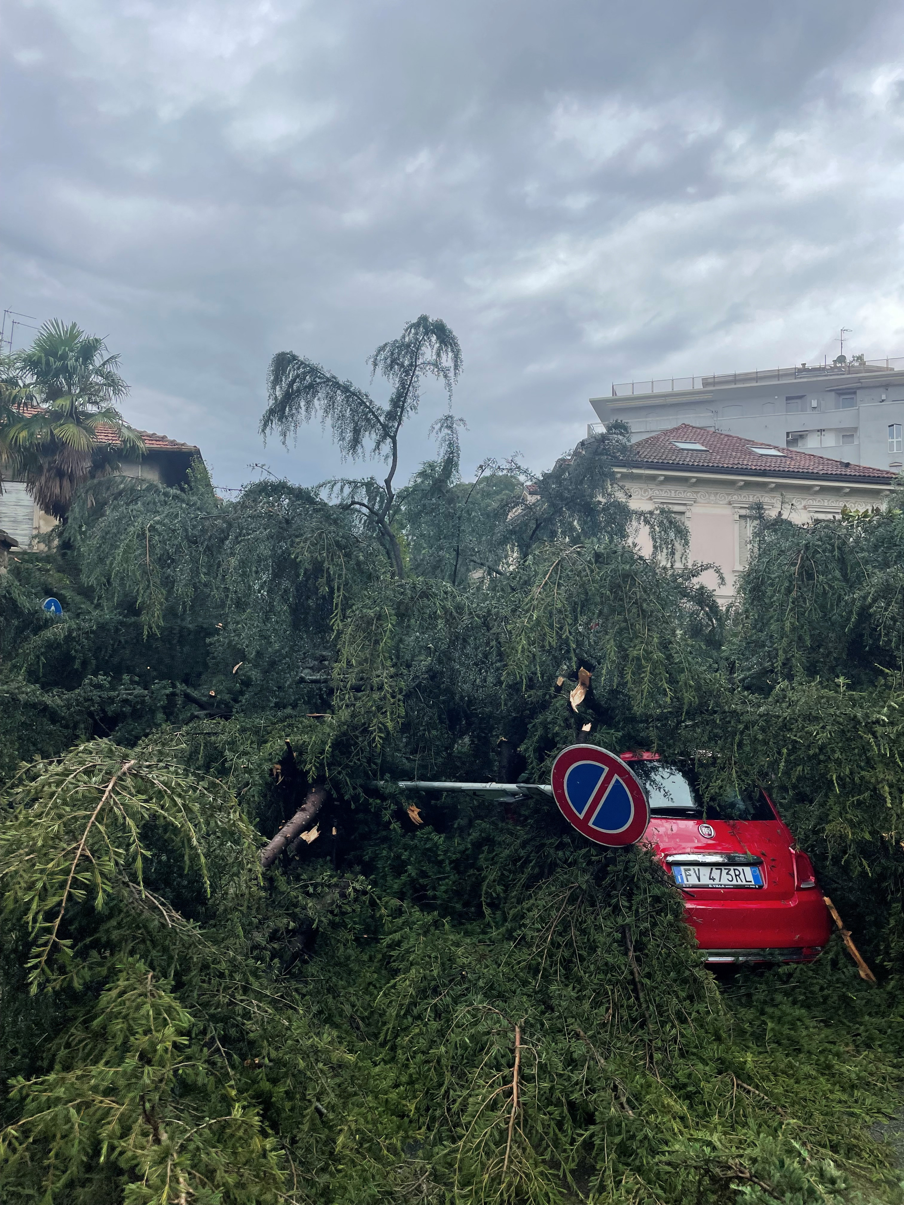 Posledice neurja v Italiji.