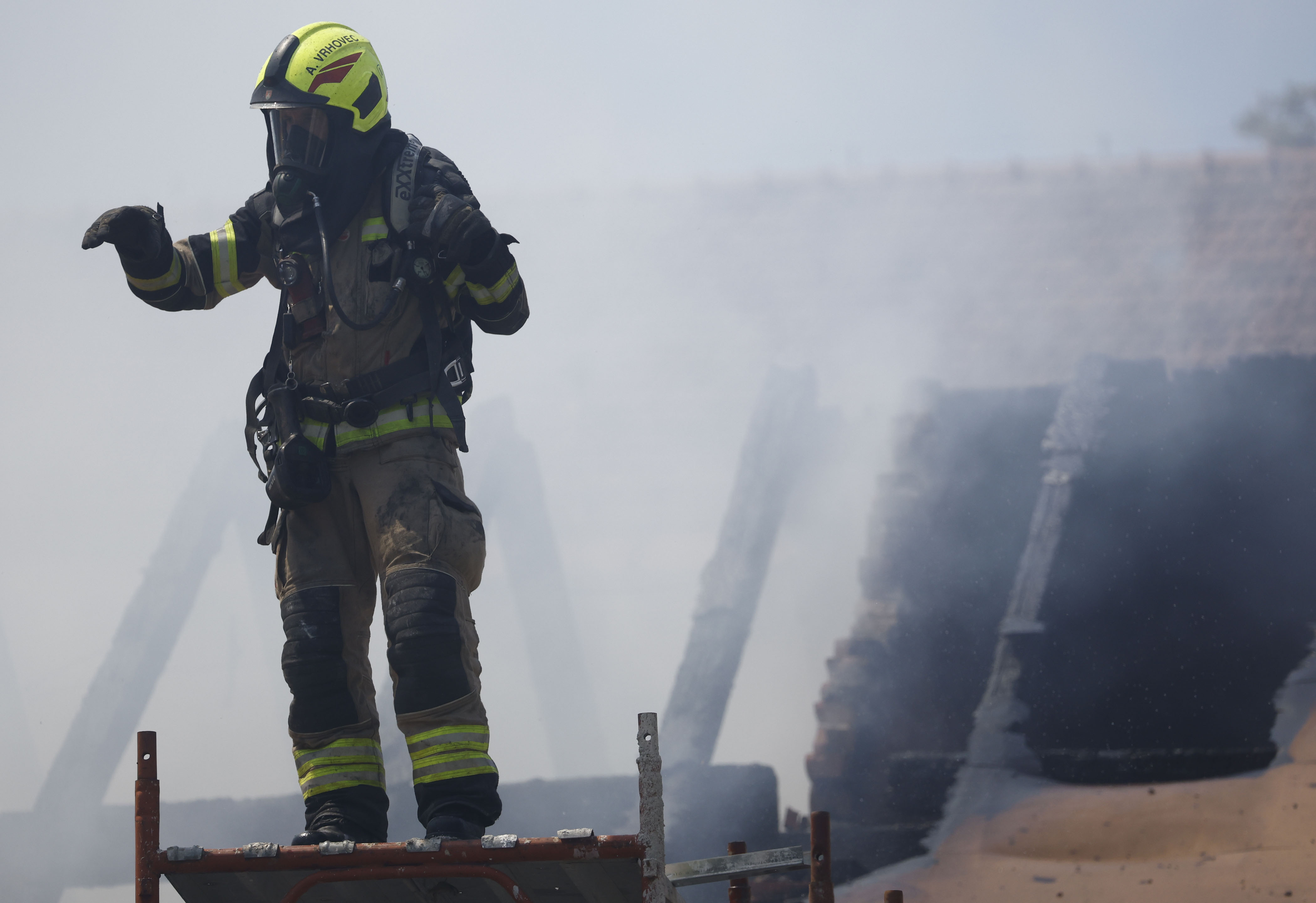 Požar na stavbi Psihiatrične klinike Ljubljana (Foto: Borut Živulović/BOBO)