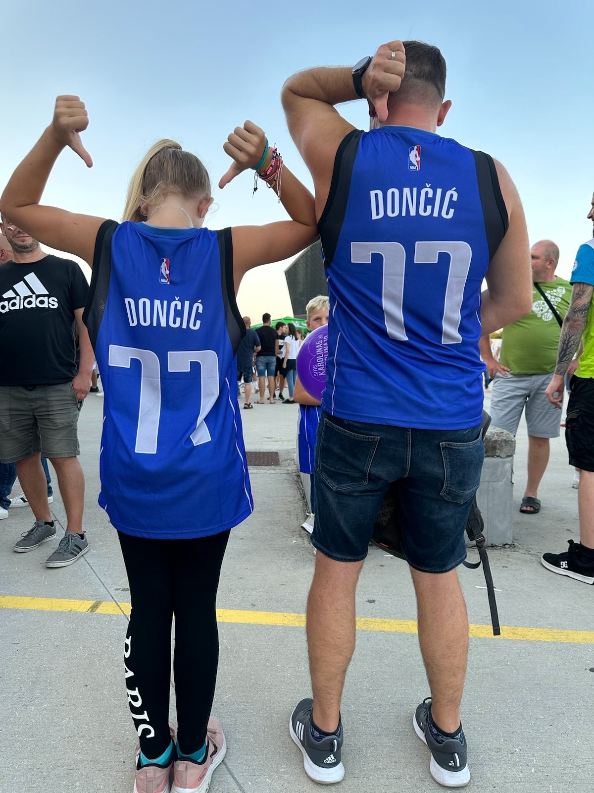 Vzdušje pred tekmo v Stožicah. (Foto: N1)