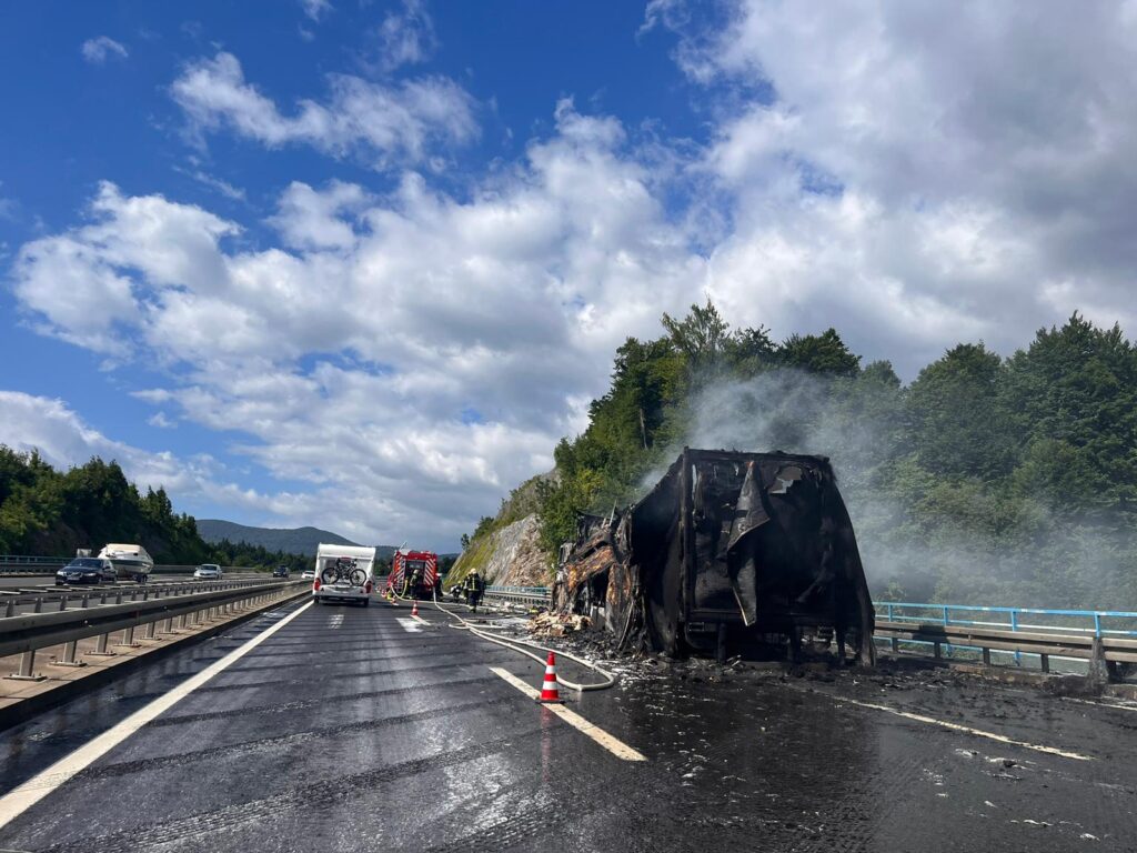 požar tovornjak hrvaška