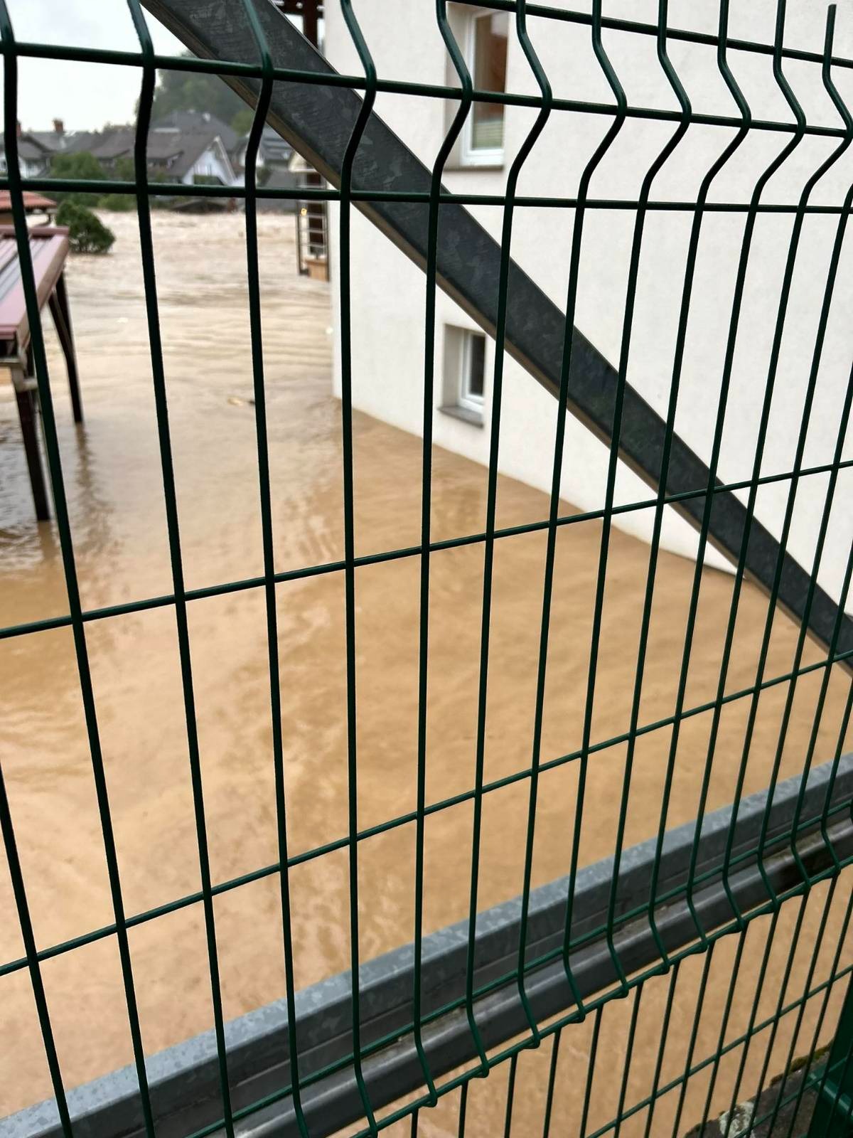 Poplavljena Poljanska Sora