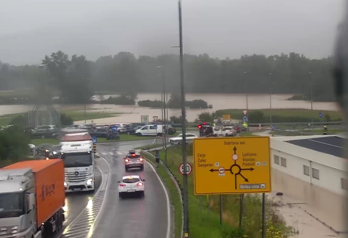 Poplavljena štajerska avtocesta