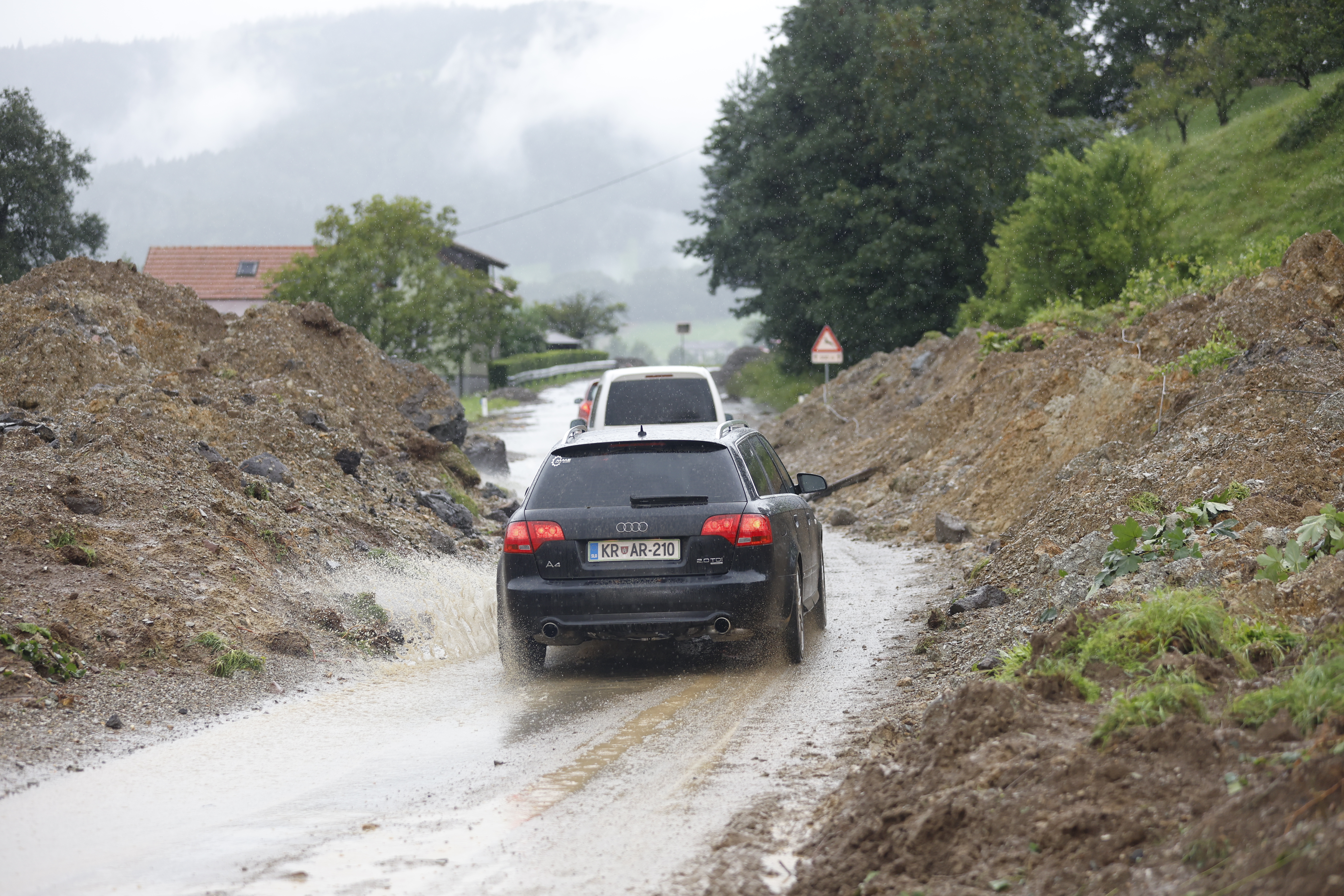 Poplave v Poljanski dolini