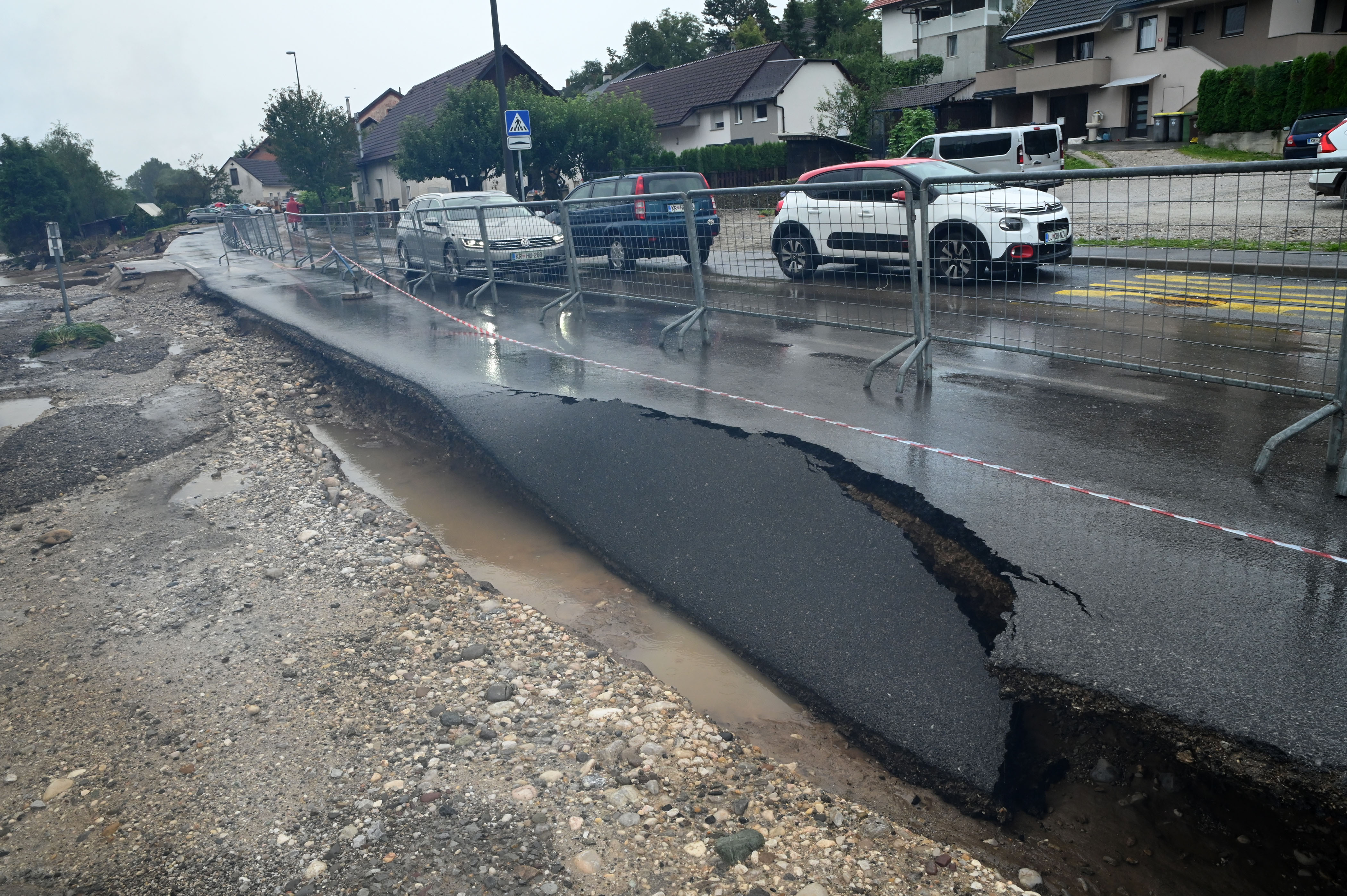 Posledice poplav v naselju Goričane v občini Medvode. (Žiga Živulović jr./BOBO)