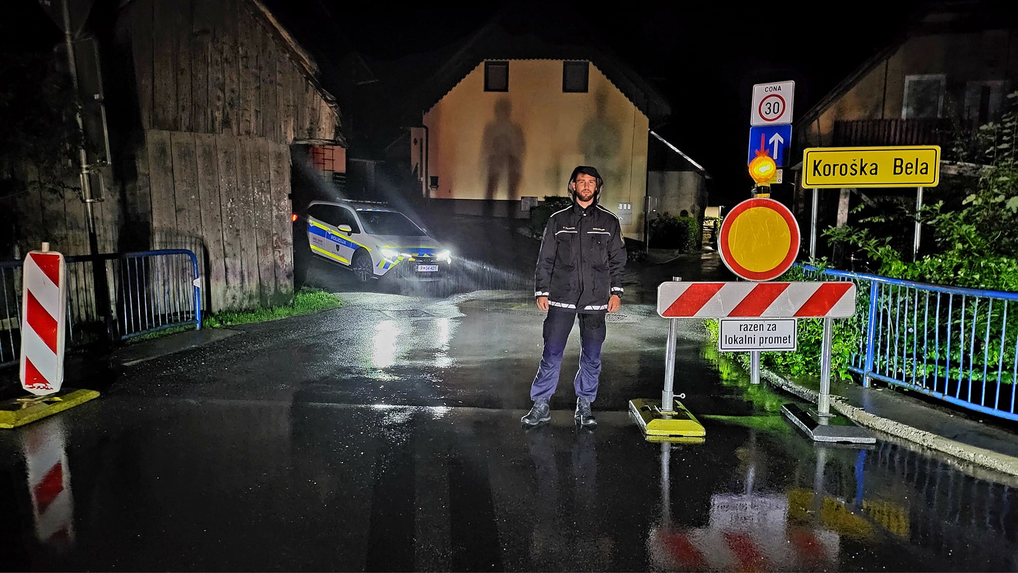 Koroška Bela, Plaz, poplave