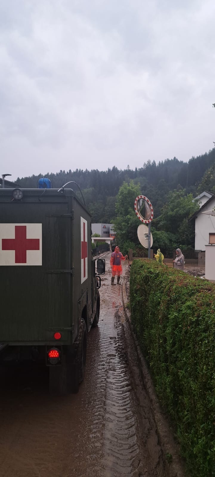 Odpravljanje posledic poplav v Ljubnem (Vir: Slovenska vojska).