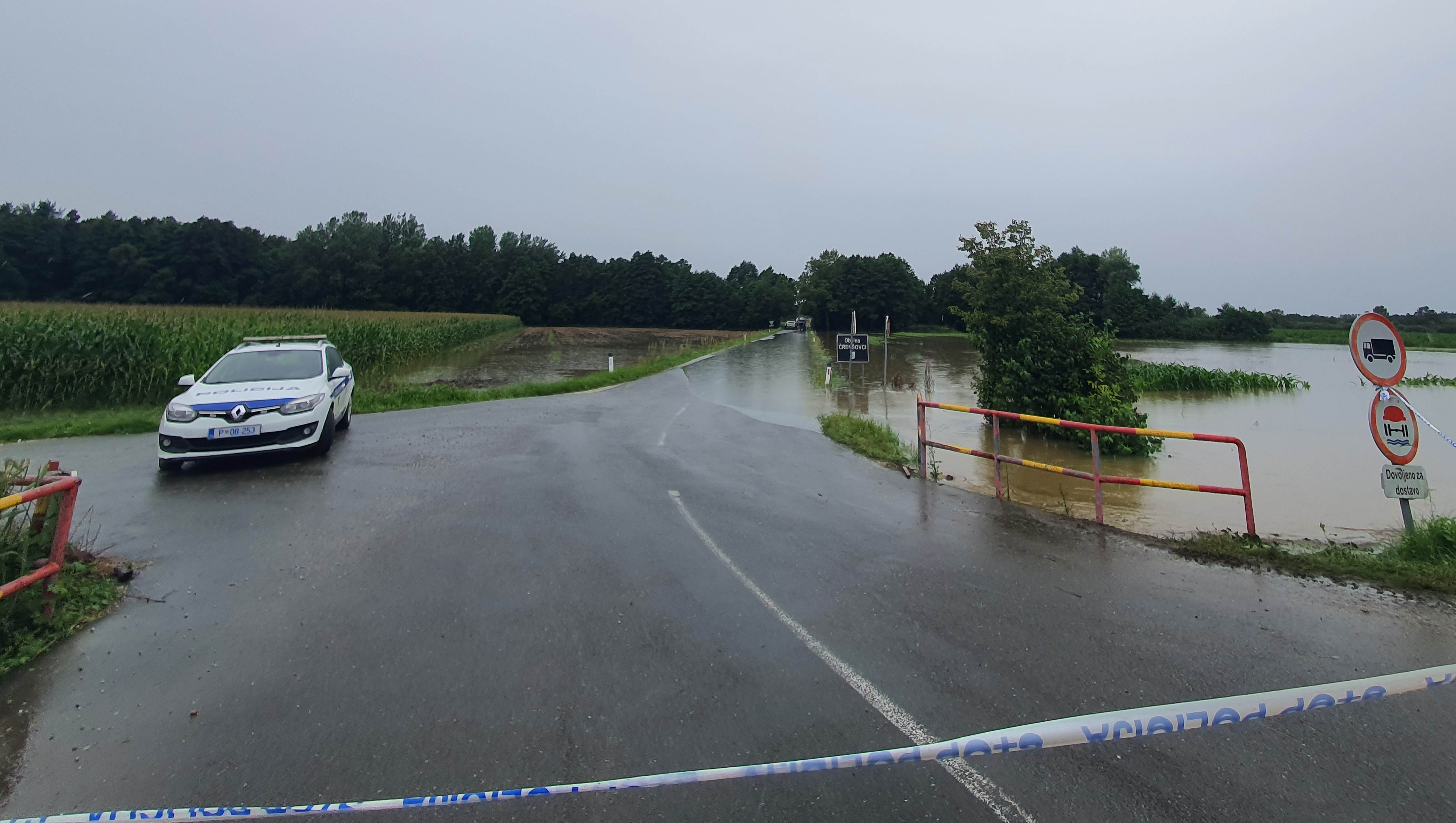 Poplavljena Mura (Foto: BOBO)