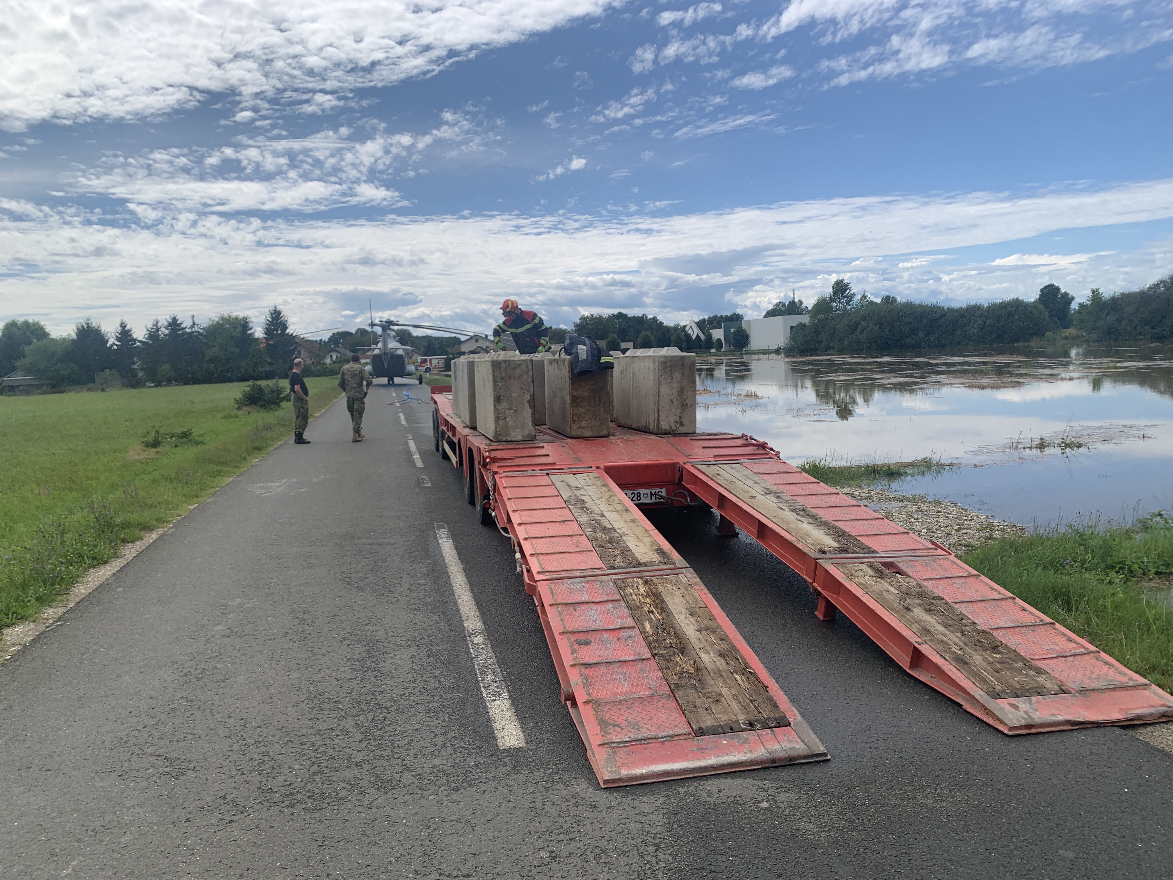 Poplavljena Mura (Foto: BOBO)