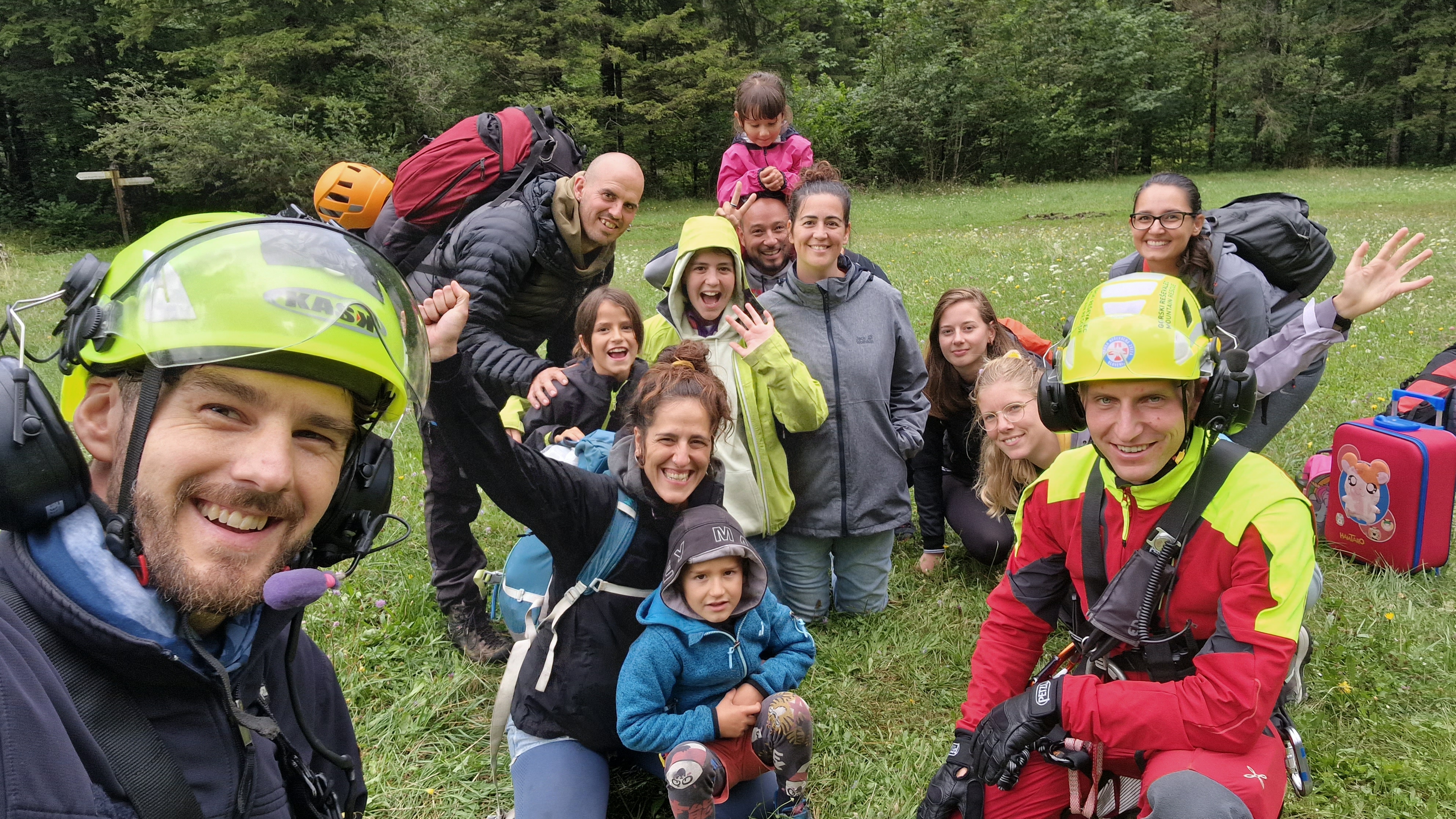 gorski reševalci, letalska policijska enota, otroci