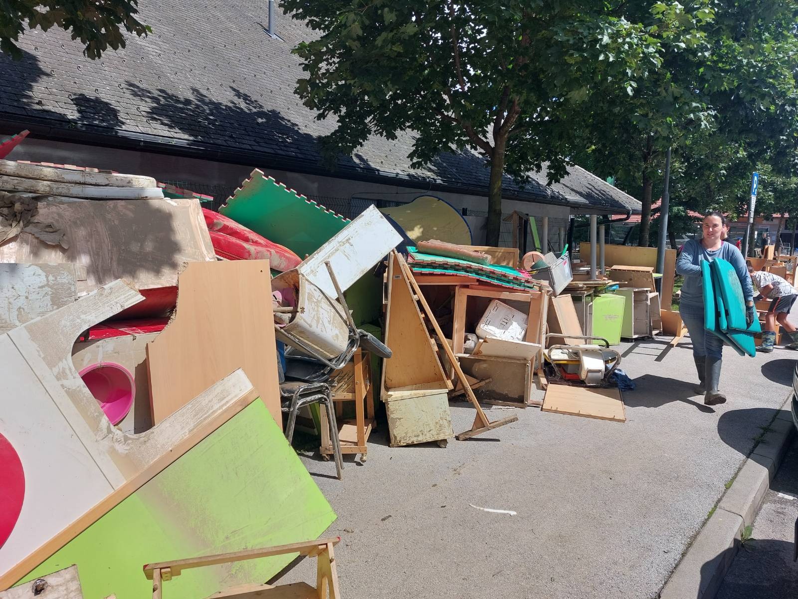 Vrtec v Mengšu nekaj dni po uničujočih poplavah, avgust 2023. Foto: N1