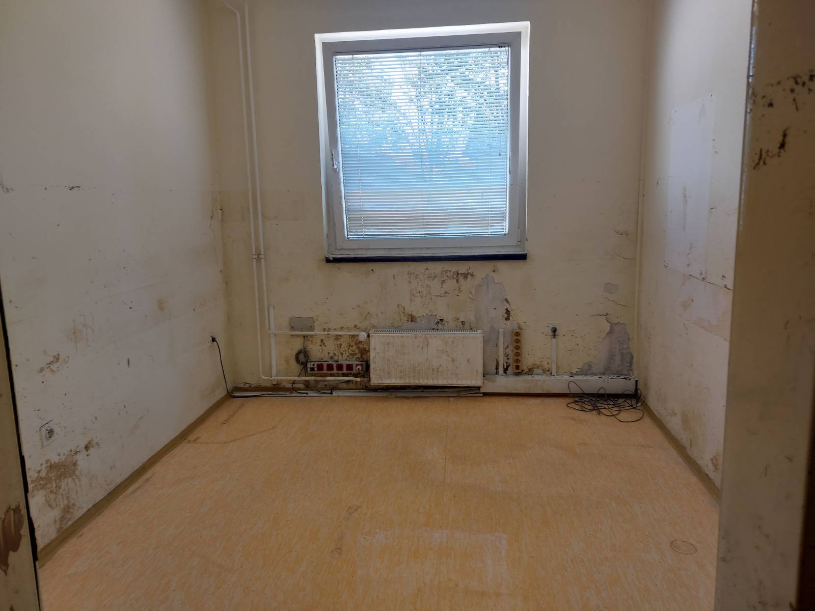 Vrtec v Mengšu nekaj dni po uničujočih poplavah, avgust 2023. Foto: N1