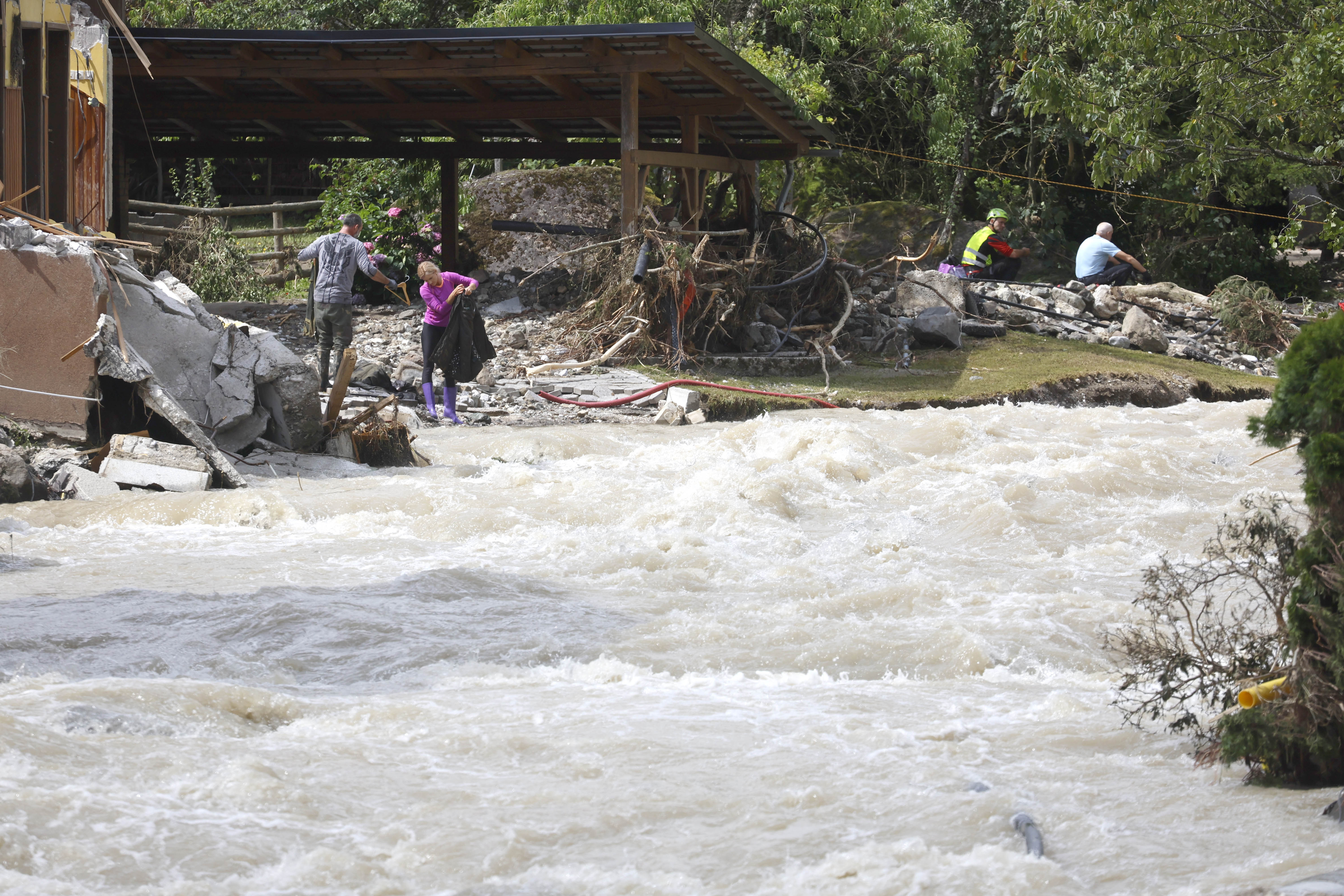 poplave, občina Luče, naselje Raduha, sanacija, Zgornja Savinjska dolina, neurje, reka, plaz