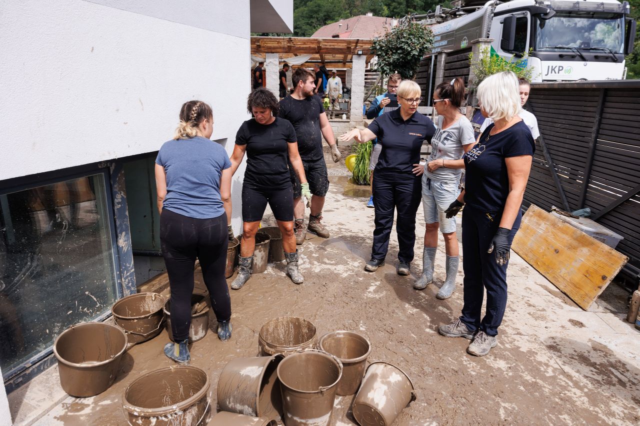 Nataša Pirc Musar, Koroška, poplave, obisk