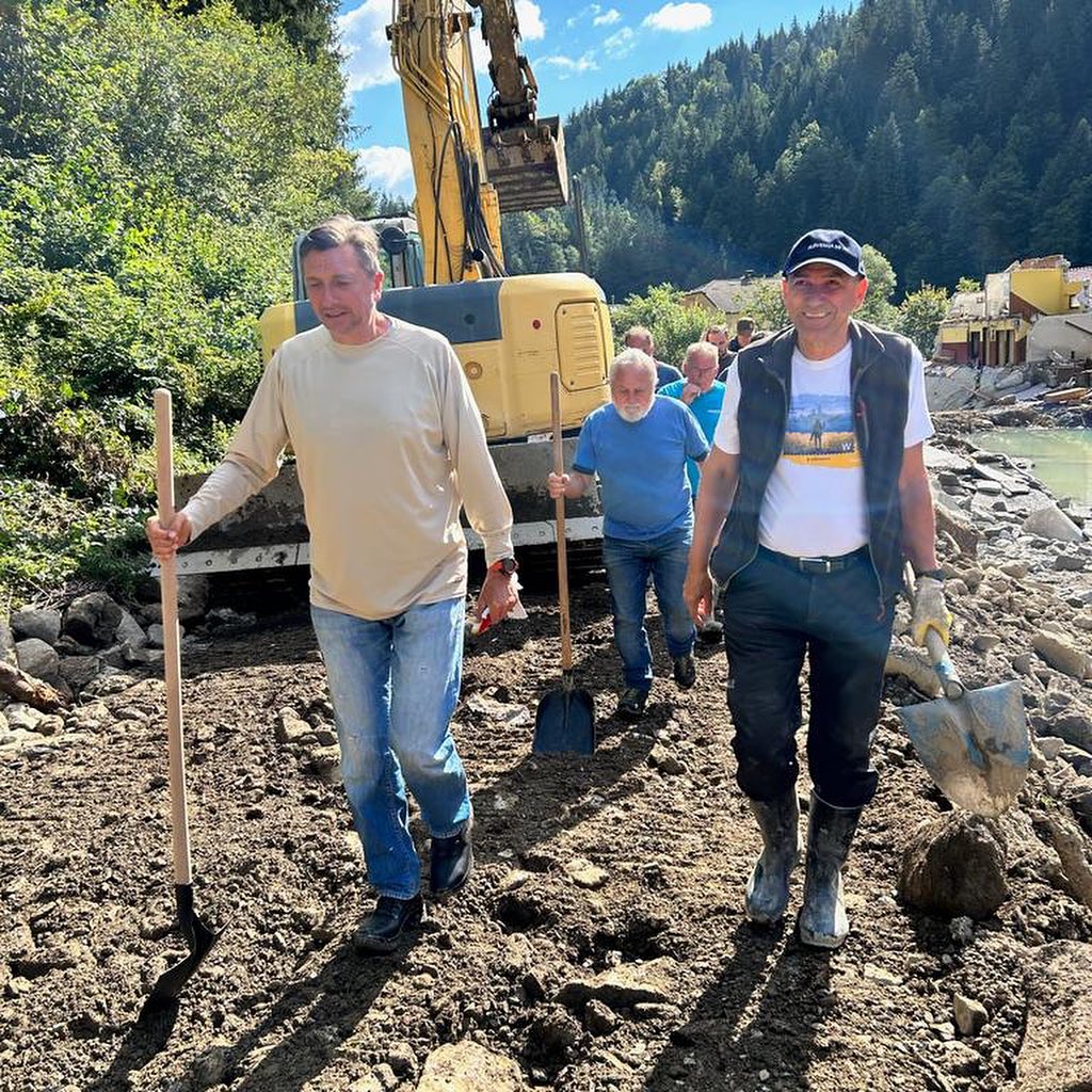 Janez Janša, Borut Pahor, Luče, sanacija poplav