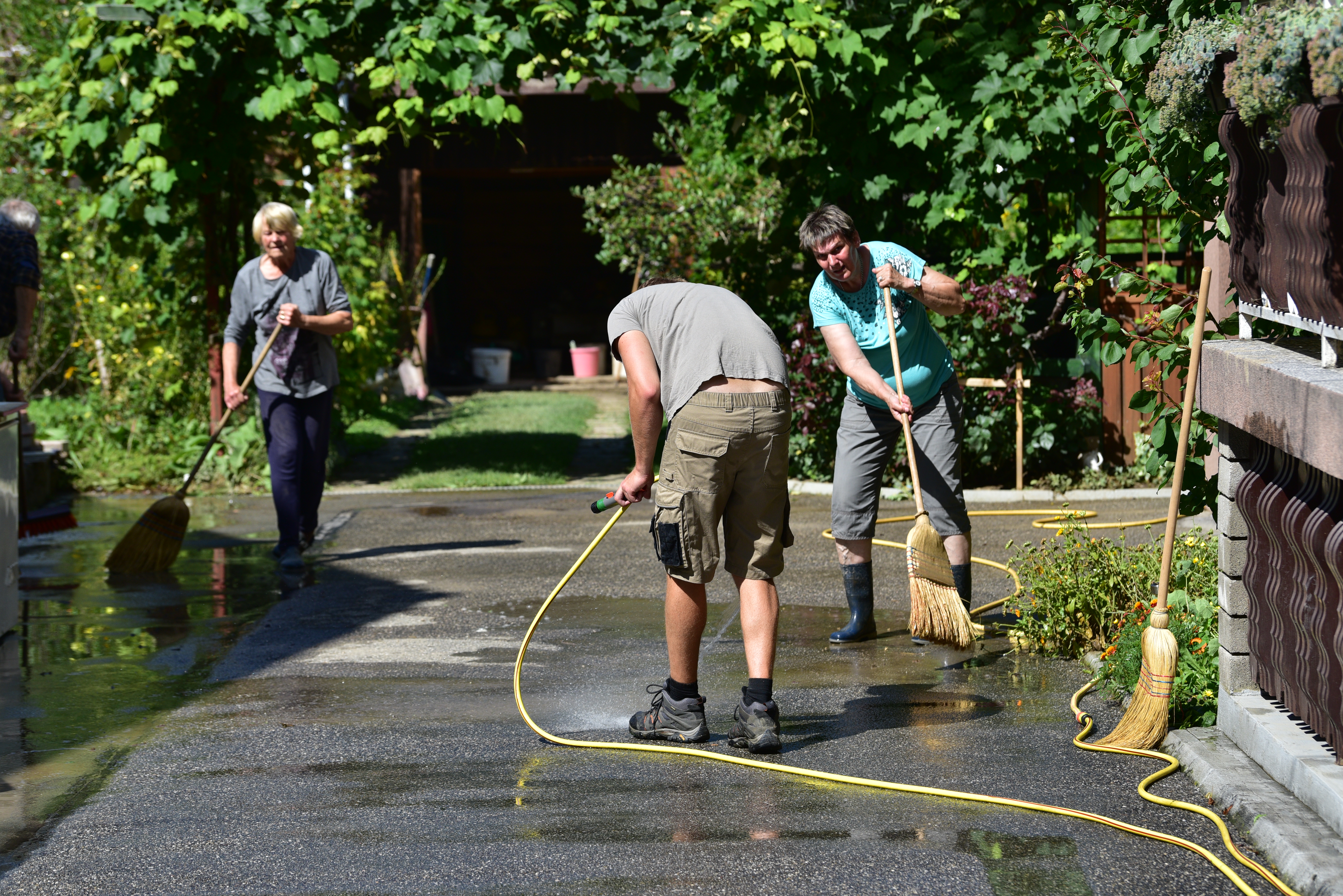 sanacija, poplave, prostovoljci