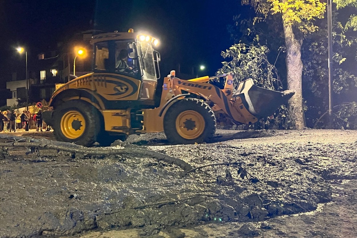 Bardonecchia, Italija, neurje