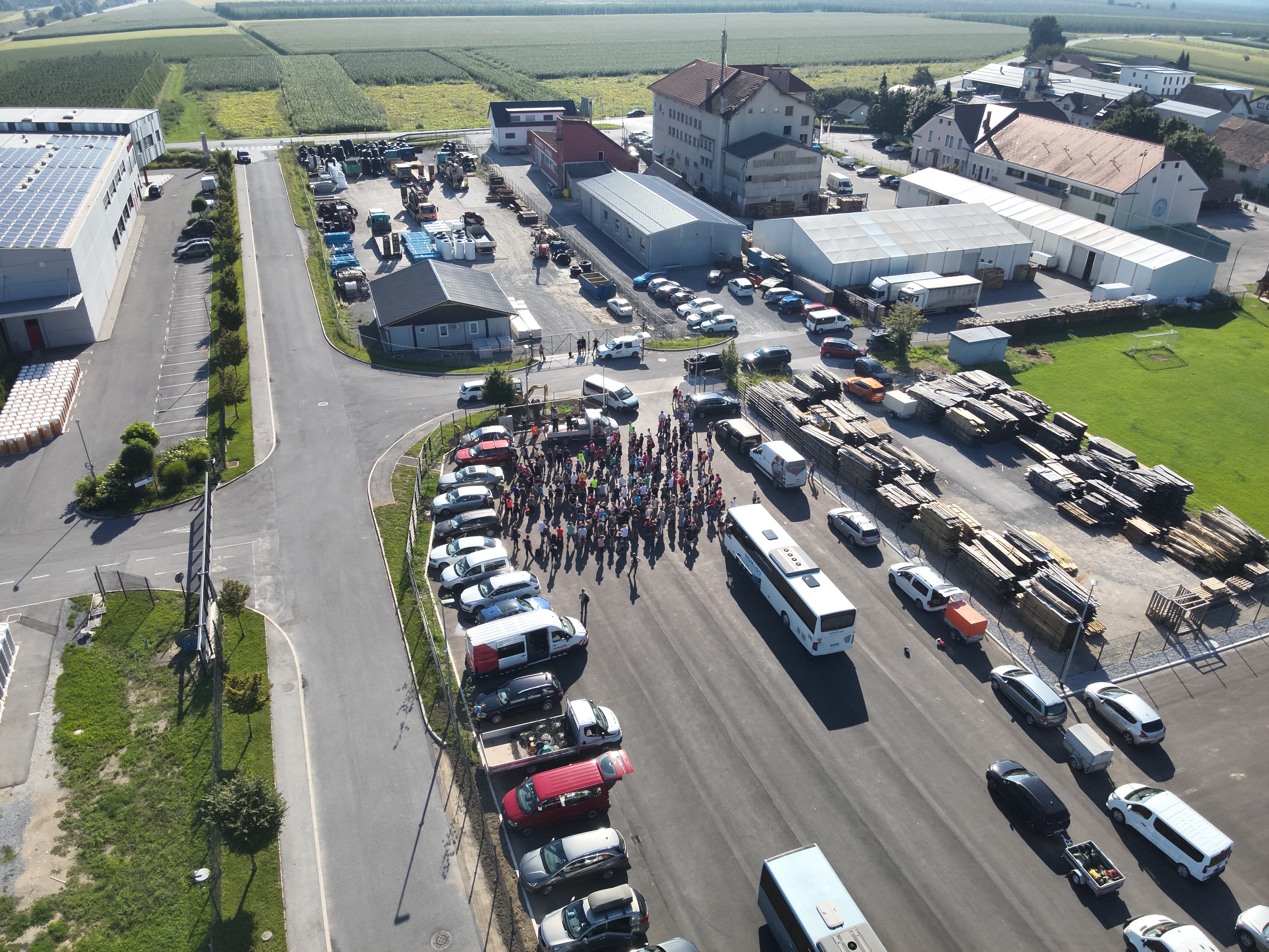 Zbiranje prostovoljcev na dan solidarnosti v Braslovčah (foto: Civilna zaščita Braslovče)