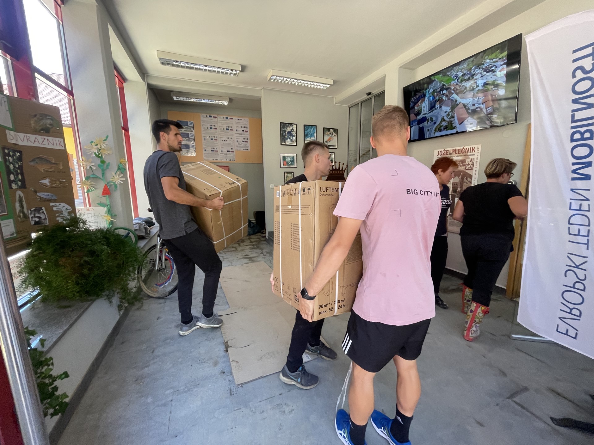 Dan solidarnosti, Črna na Koroškem, pomagajo tudi nogometaši NK Maribor