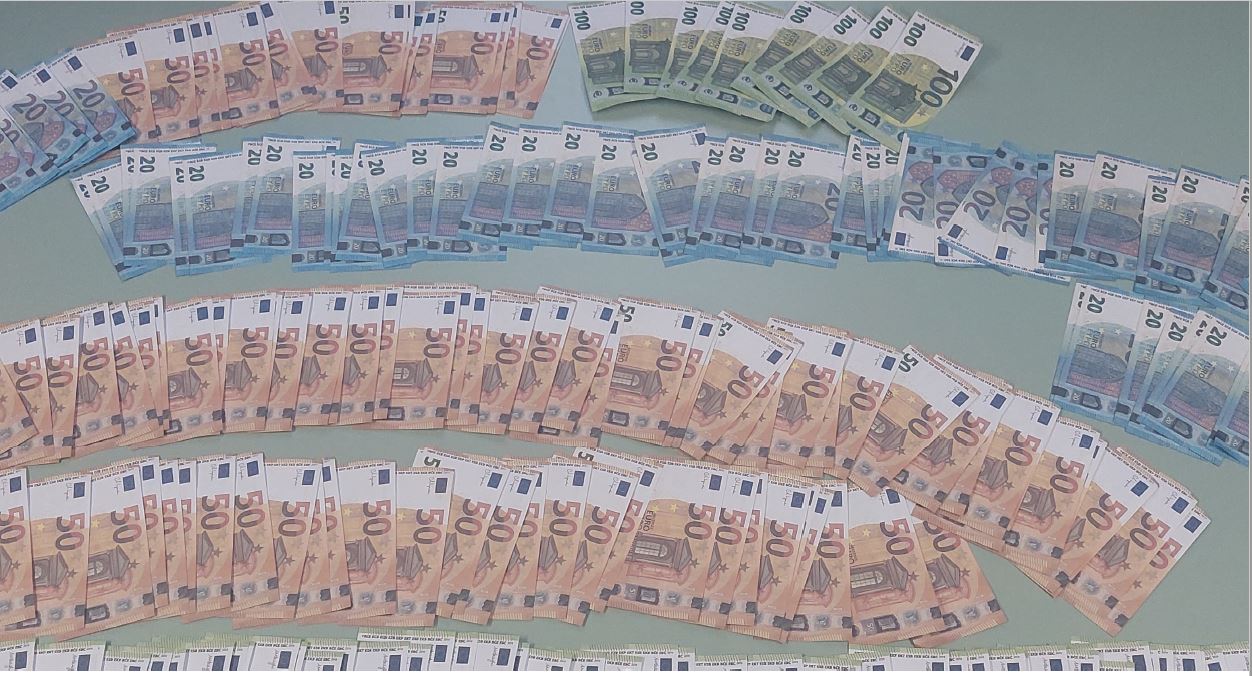 ponarejeni bankovci, denar, gotovina