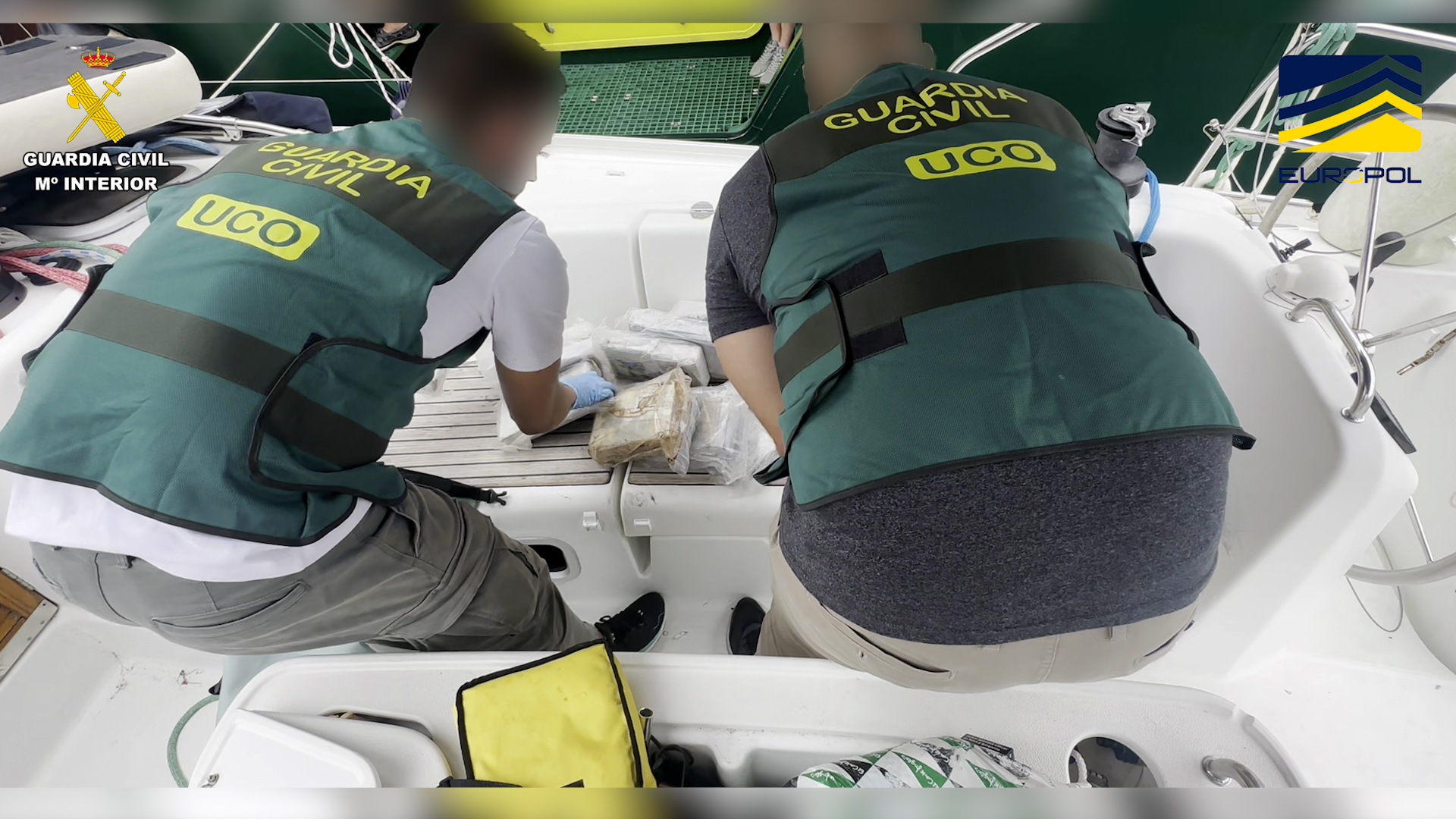 kokain,europol,civilna garda,kriminal,tihotapljenje,ladja