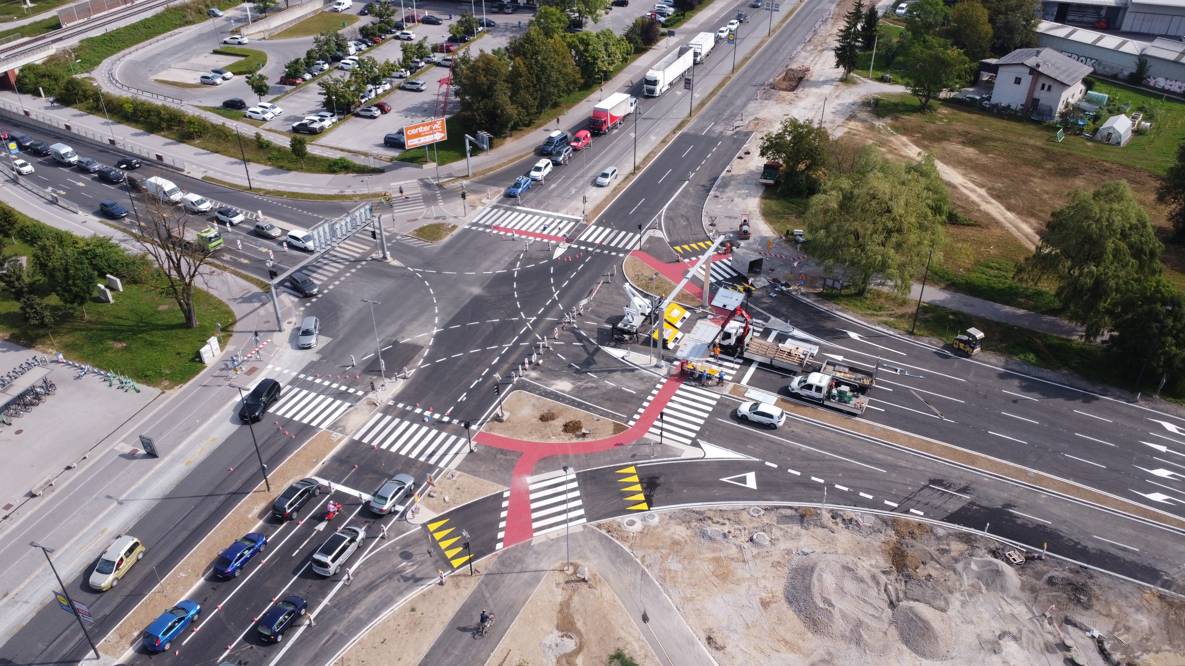 Dars (Fotografije je bila posneta v petek, 25. avgusta, ko so potekala zaključna dela).