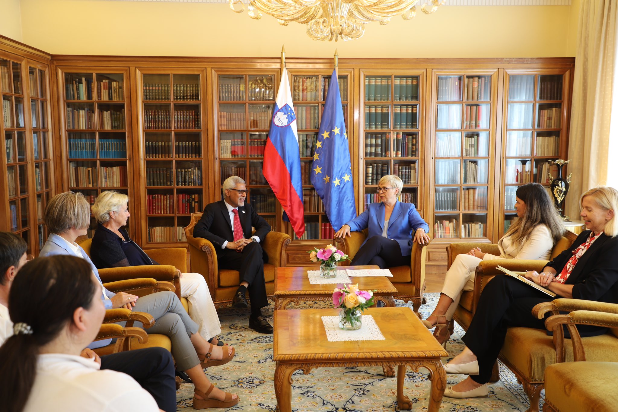 nataša pirc musar,predsednica,Jagan Chapagain,Birgitte Bischoff Ebbesen,Mednarodna federacija Rdečega križa, Rdeči polmesec