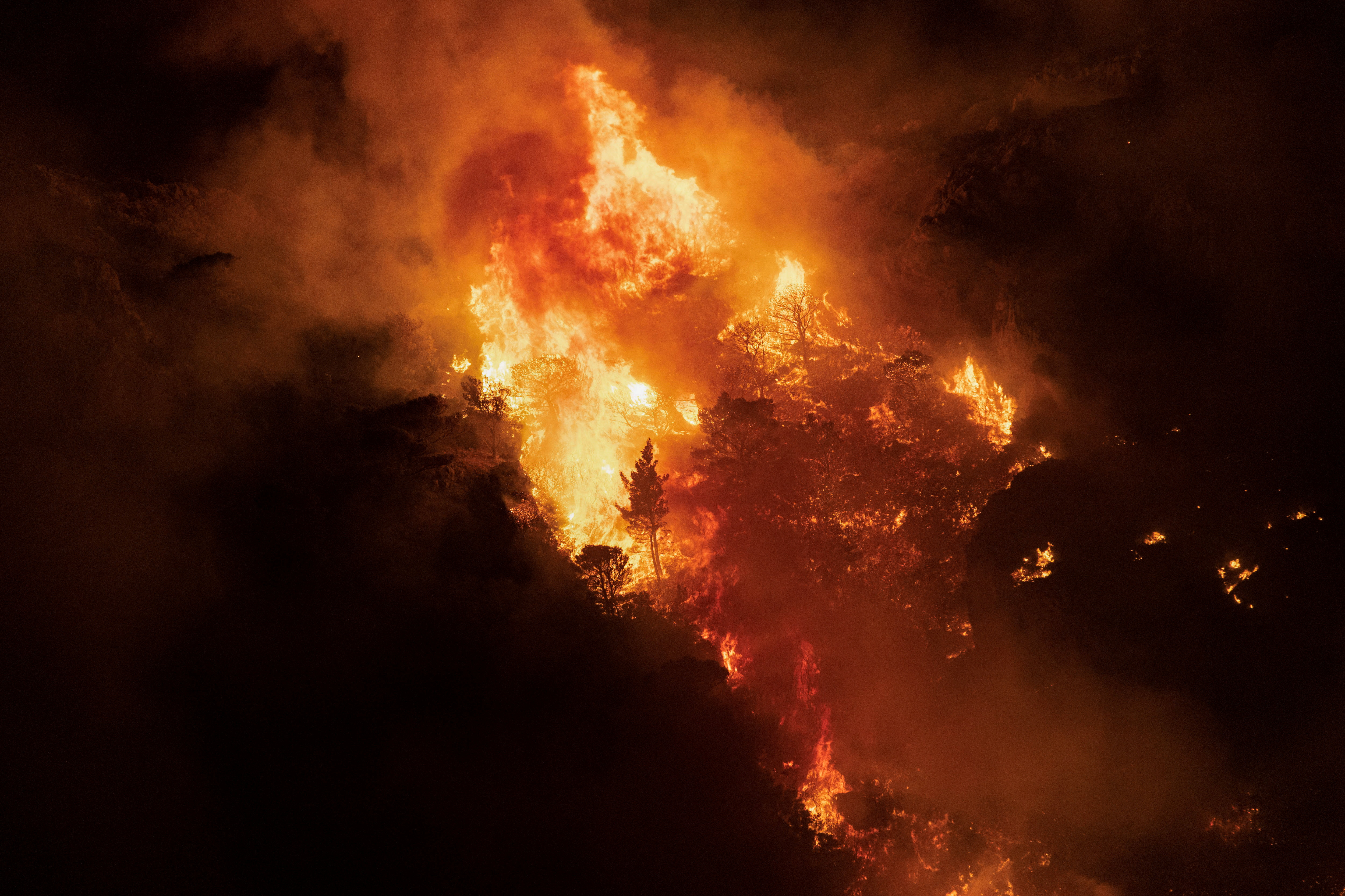 Grčija, požar, gasilec