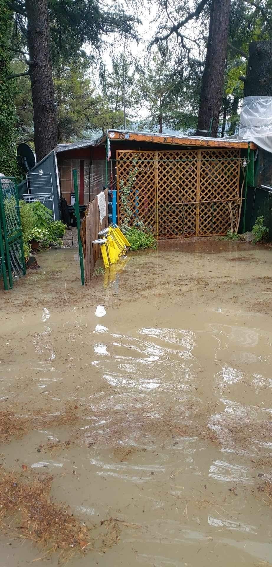 avtokamp, Izola, poplave