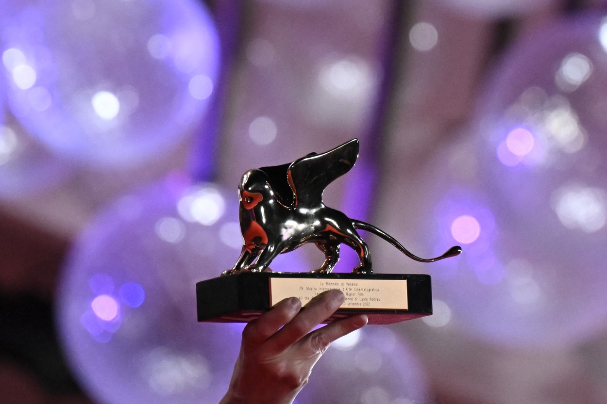 Zlati lev. Zlati lev.