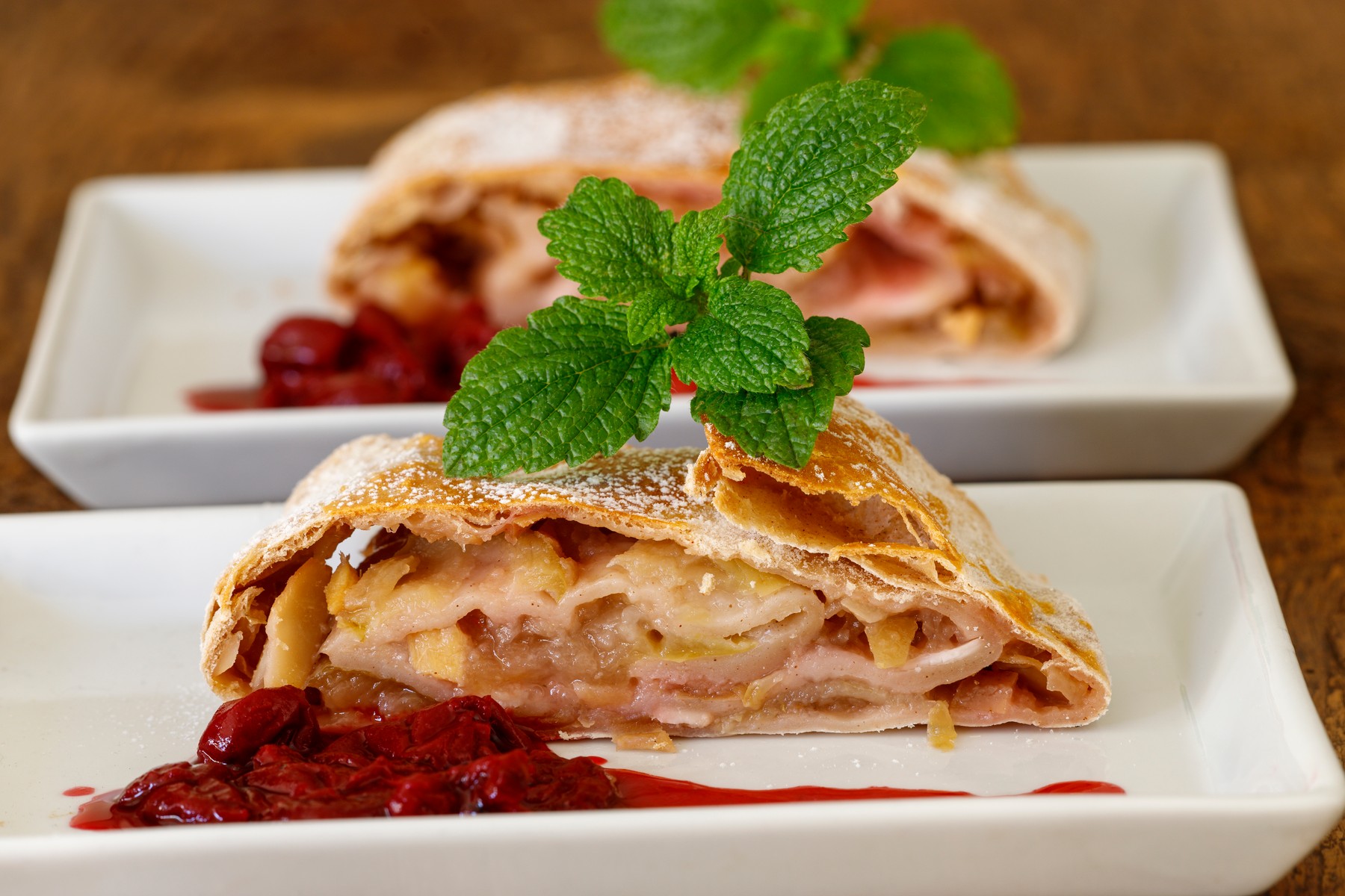 jabolčni zavitek/PROFIMEDIA