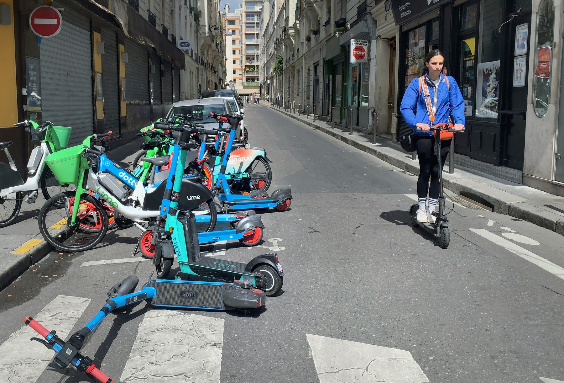 pariz, električni skiroji