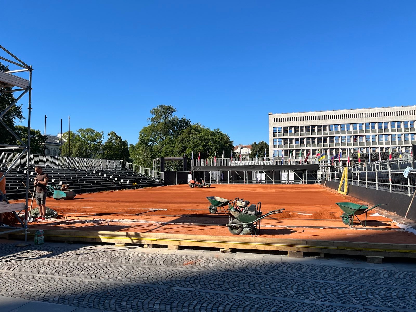 Teniško igrišče na Trgu republike.