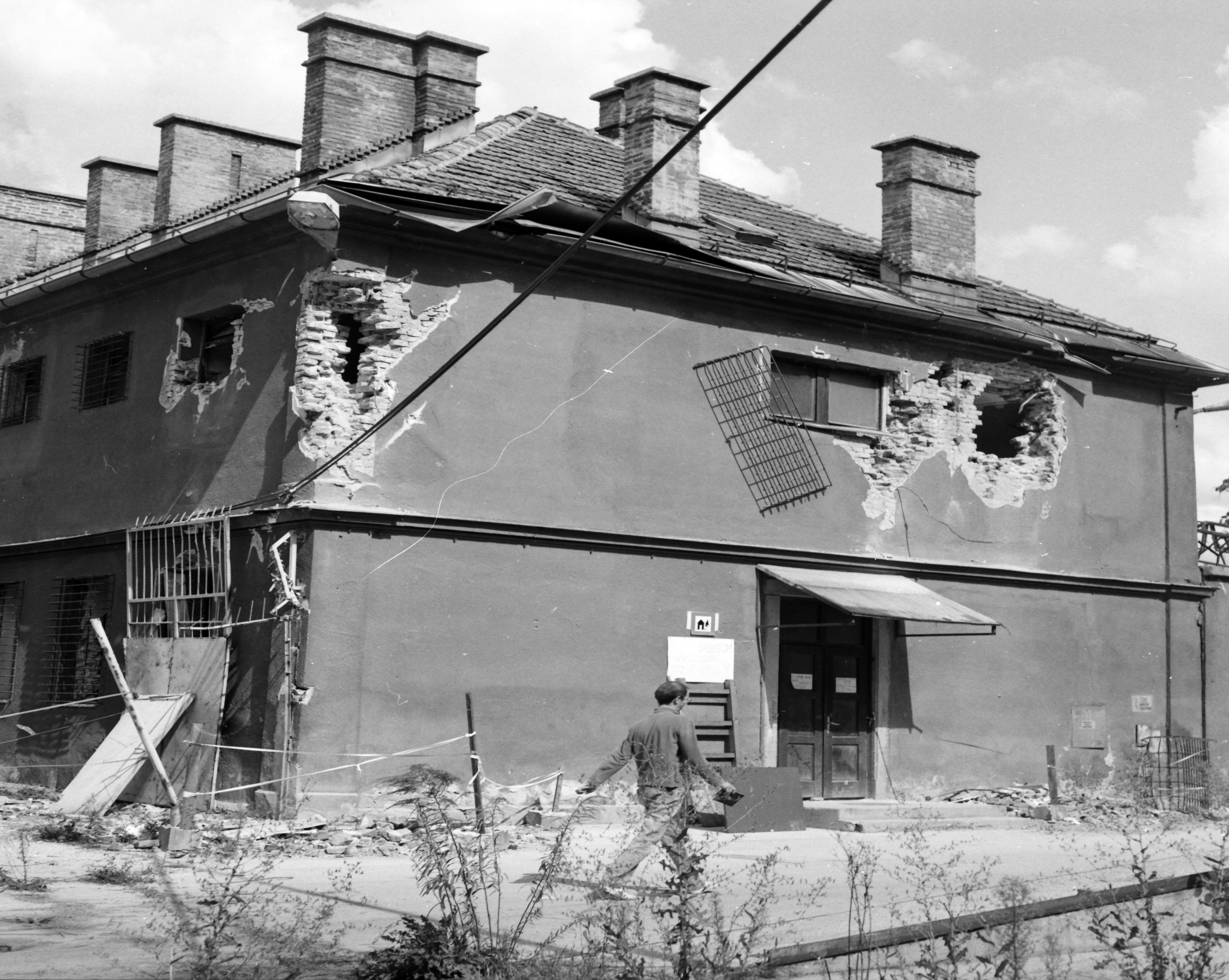 Zasedba Metelkove septembra 1993. (Foto: BOBO)