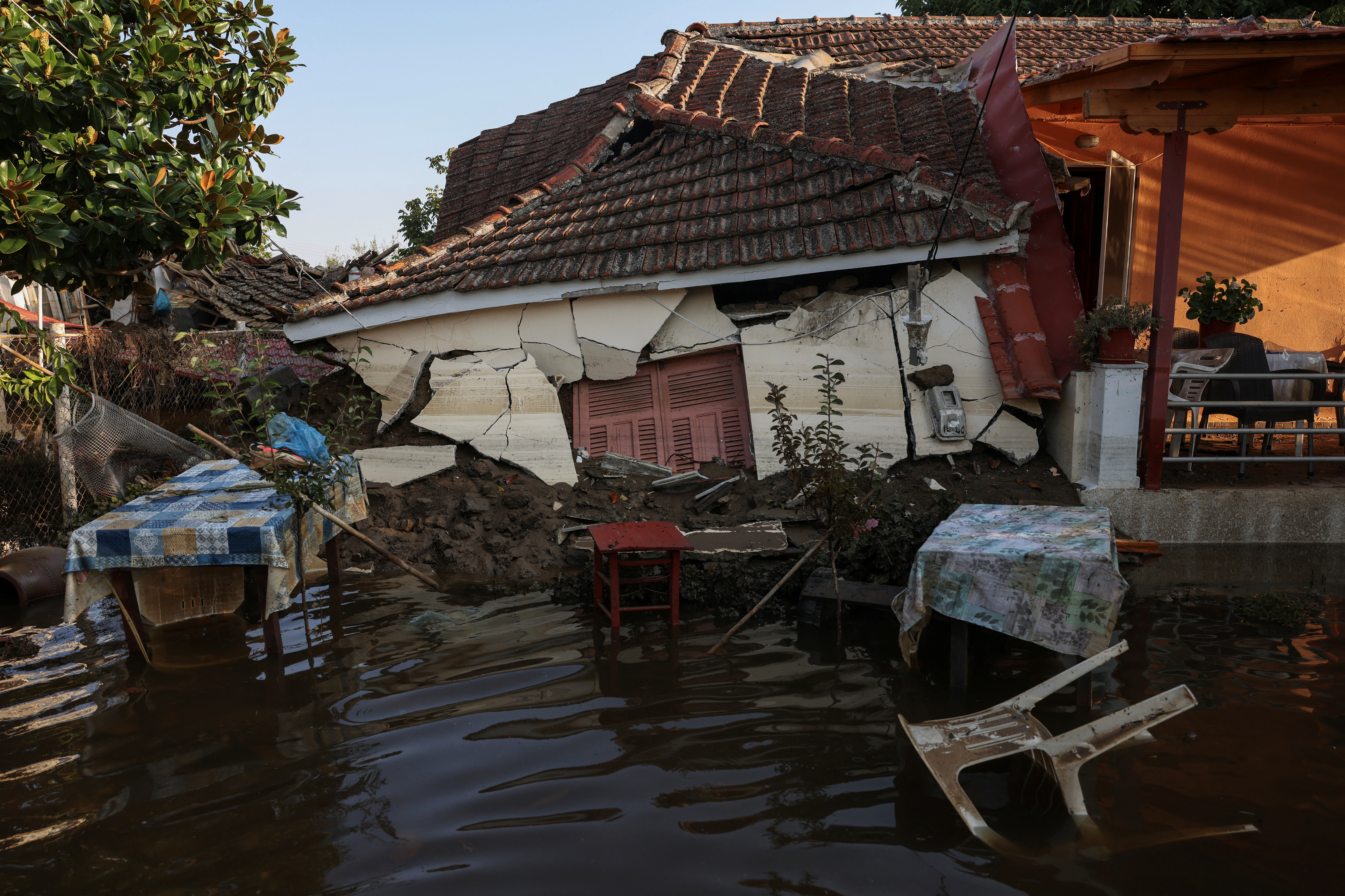 poplave, grčija, dež