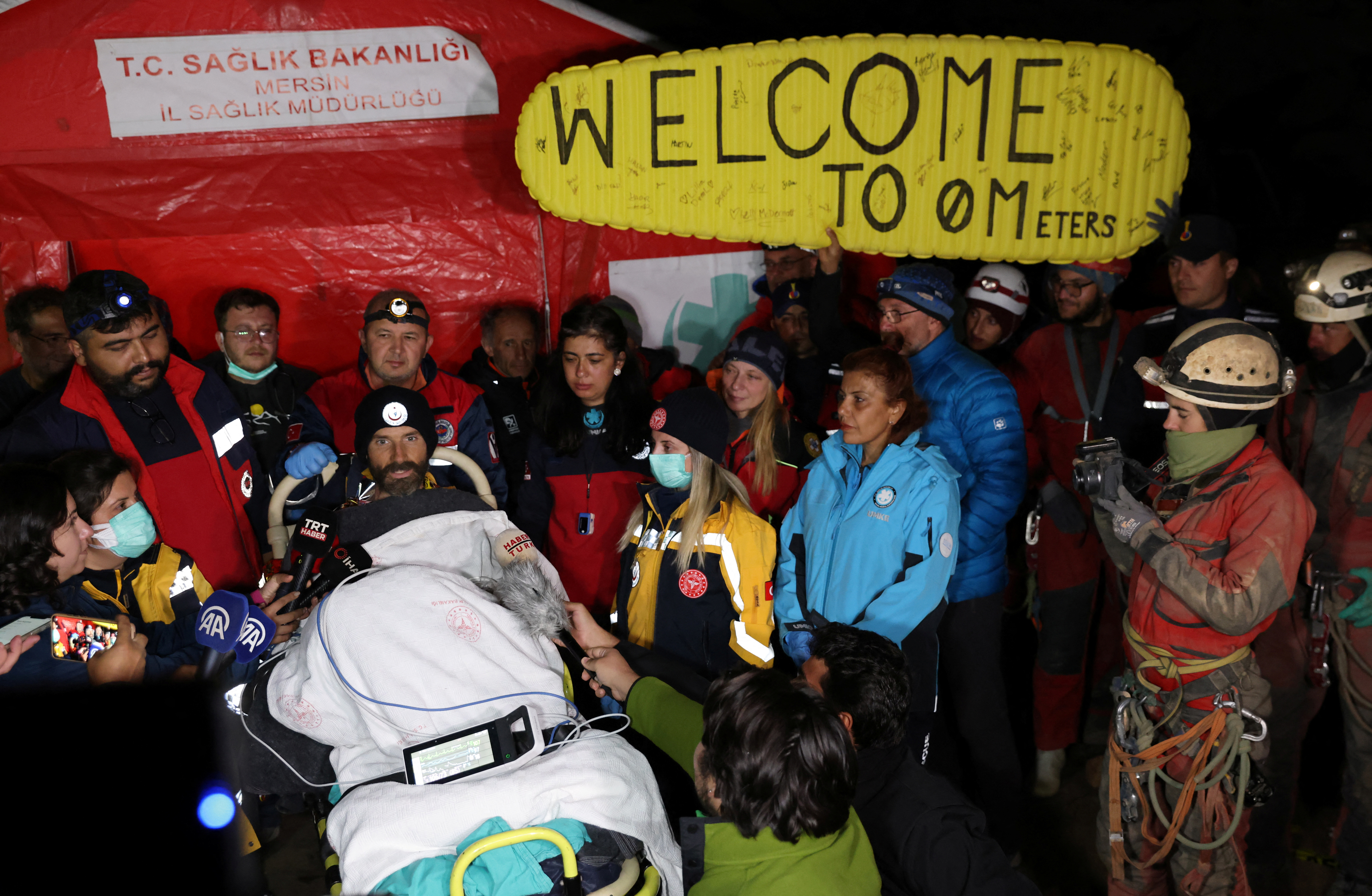 Mark dickey, jama, reševanje