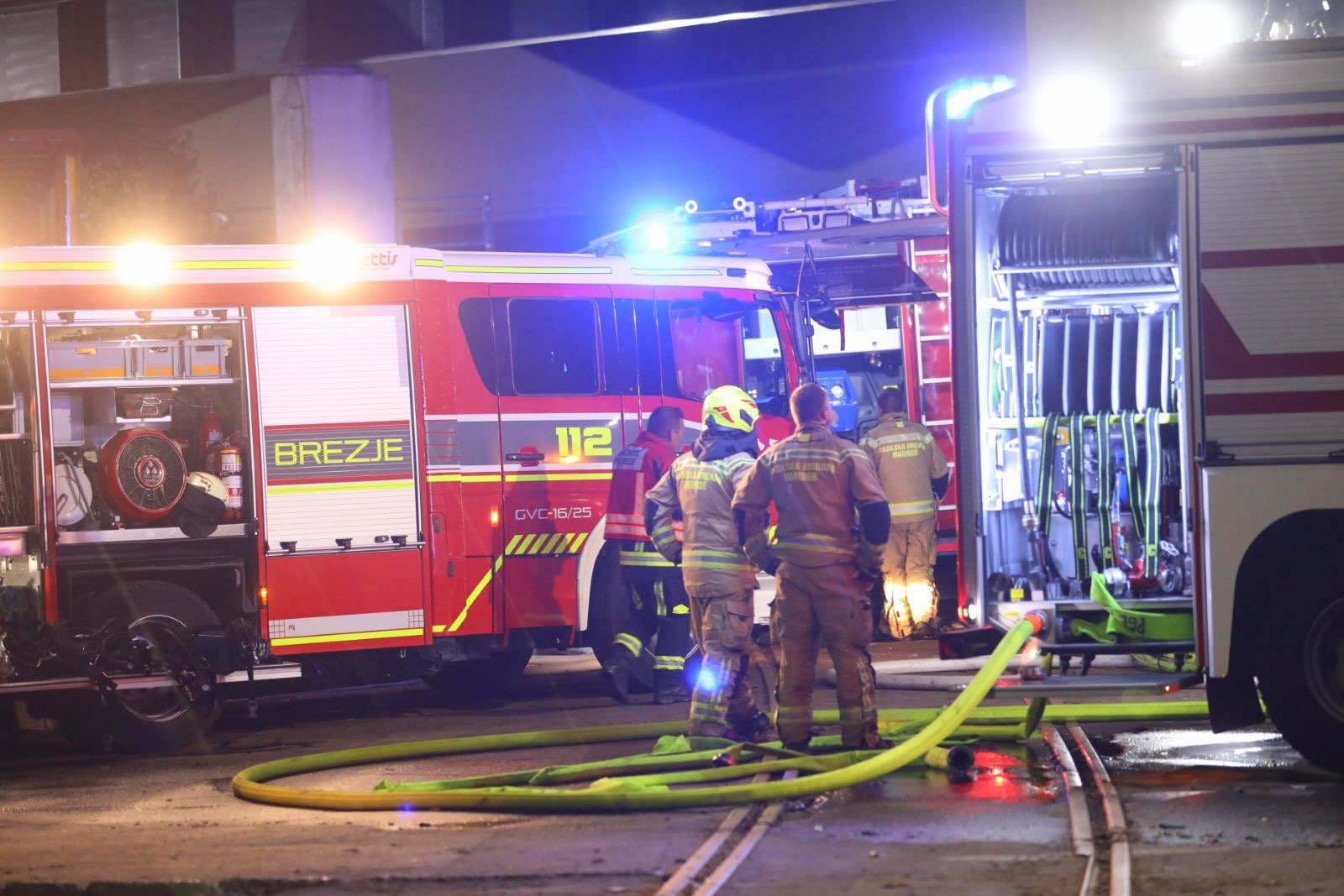 Požar v mariborski Surovini.