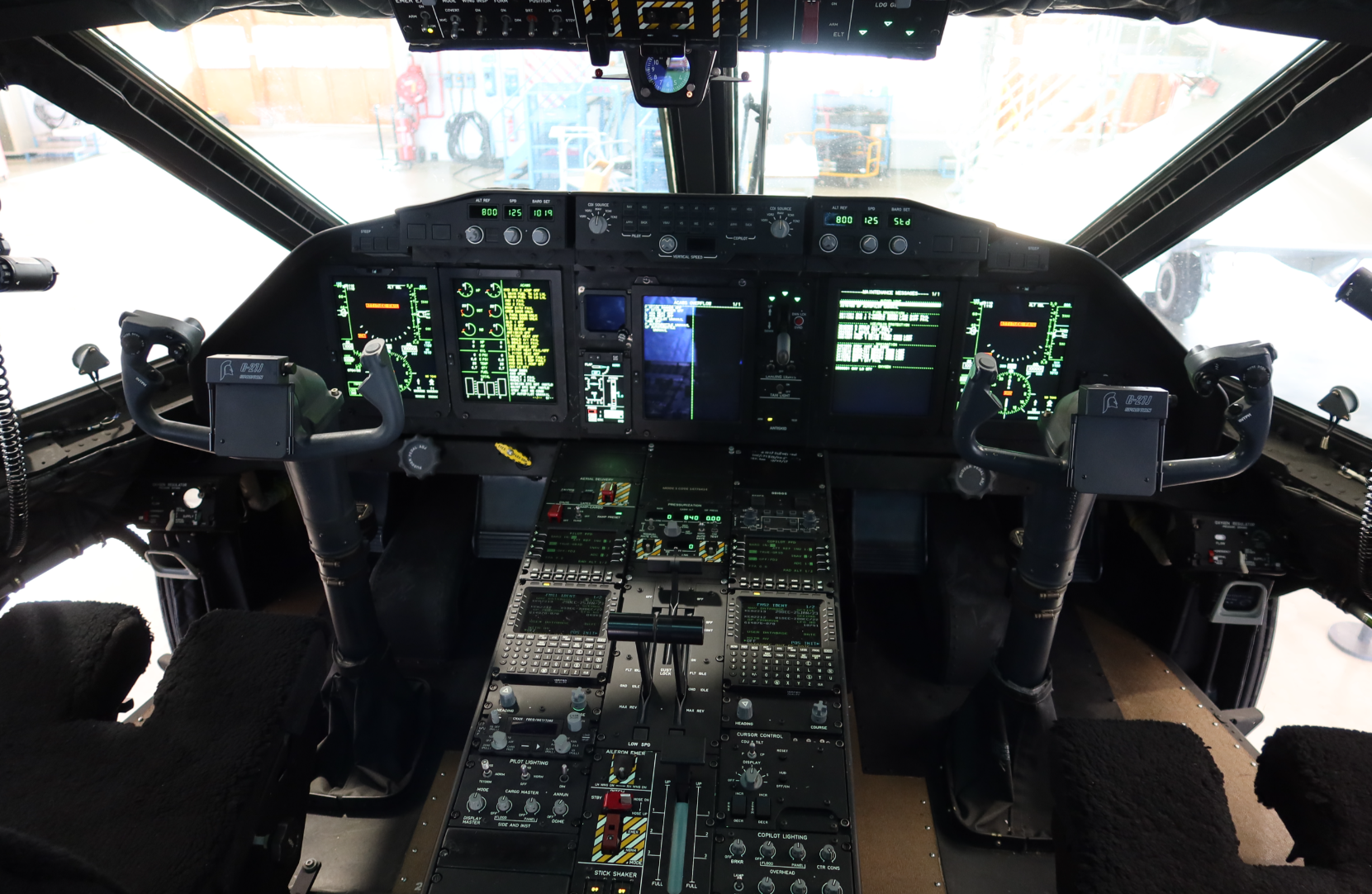 notranjostletala, letalo, C-27J Spartan