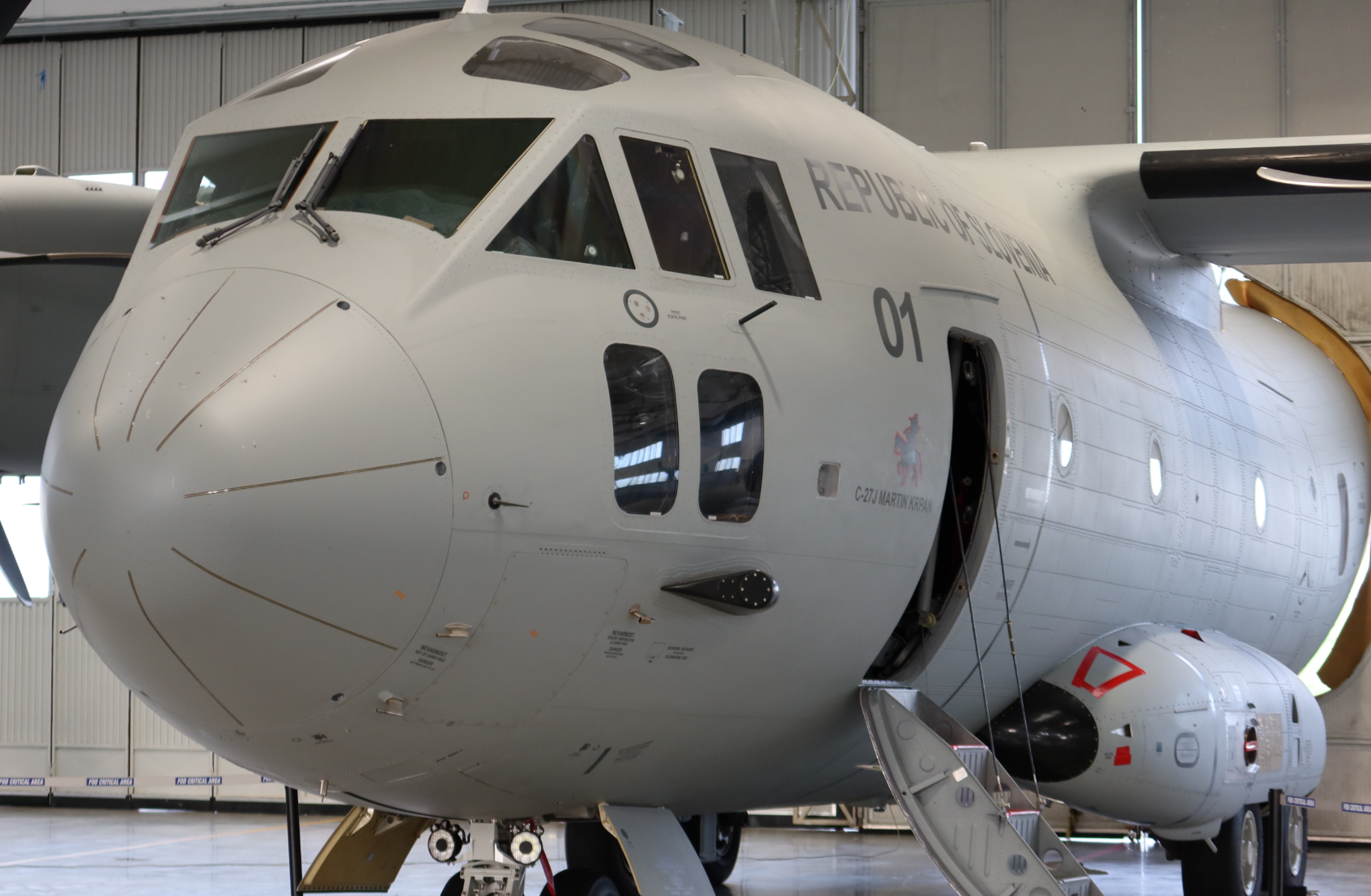 letalo, slovenska vojska