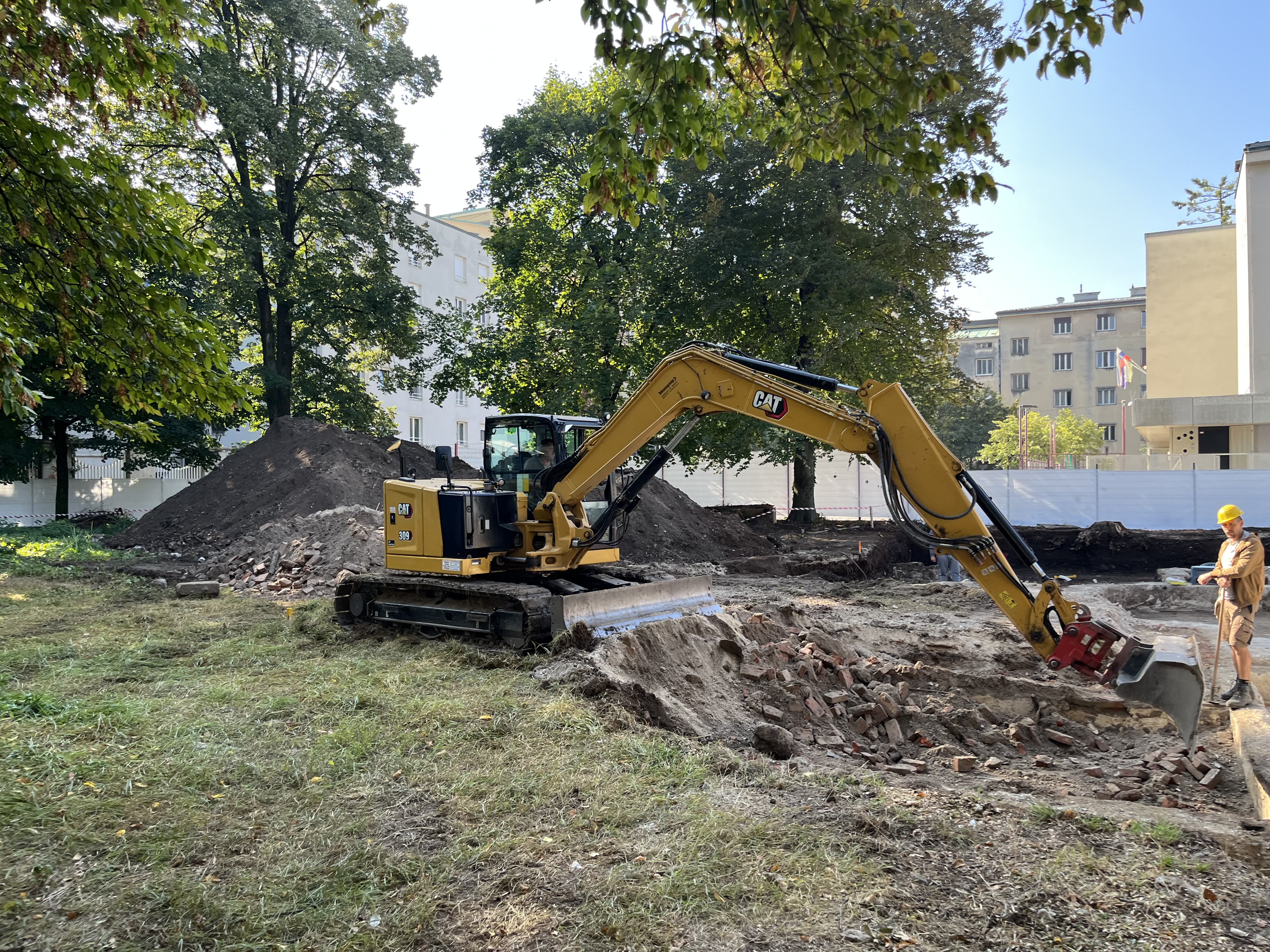 Gradnja, Erjavčeva ulica