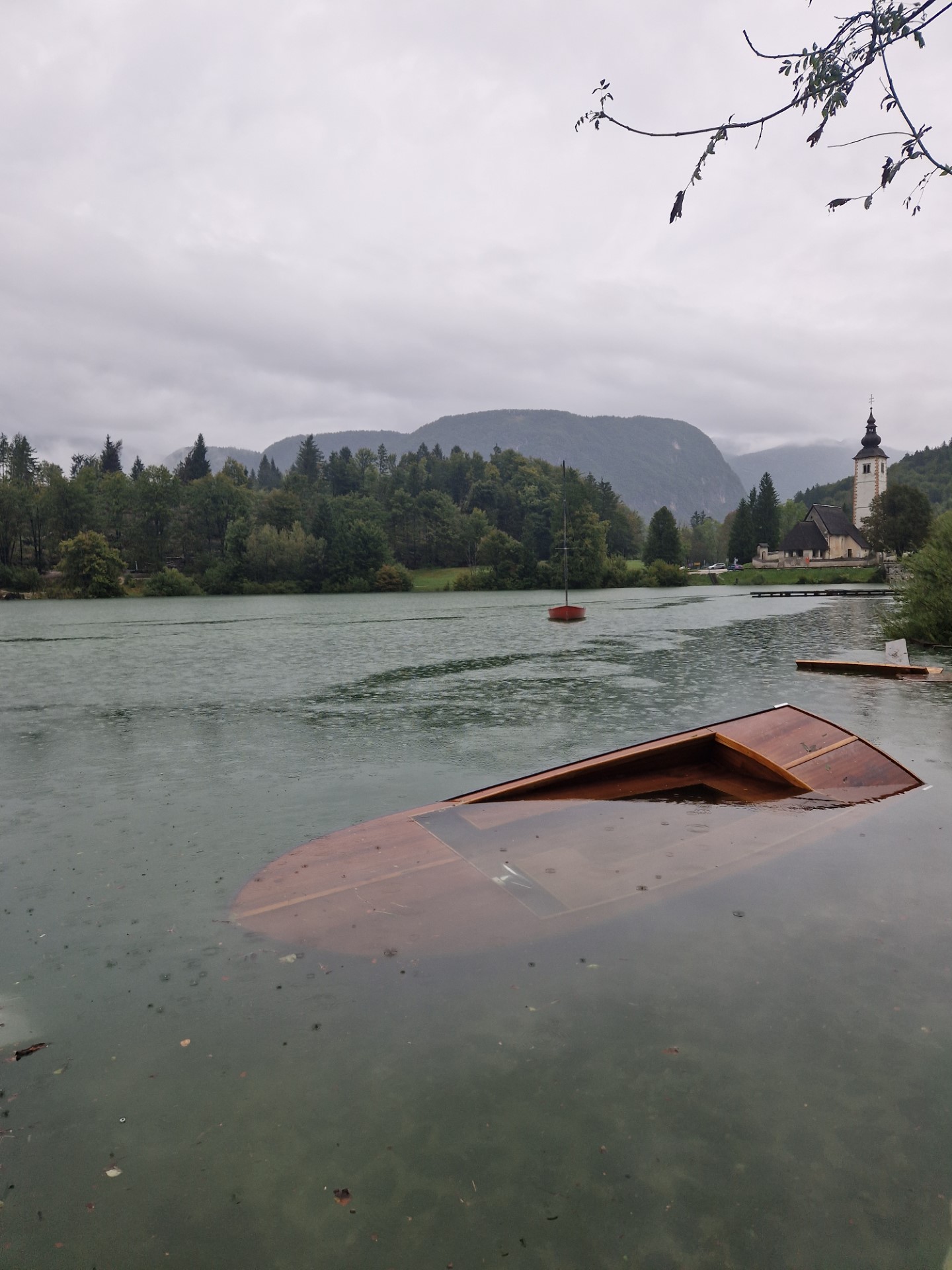 Bohinjsko jezero, Ribčev laz, poplava