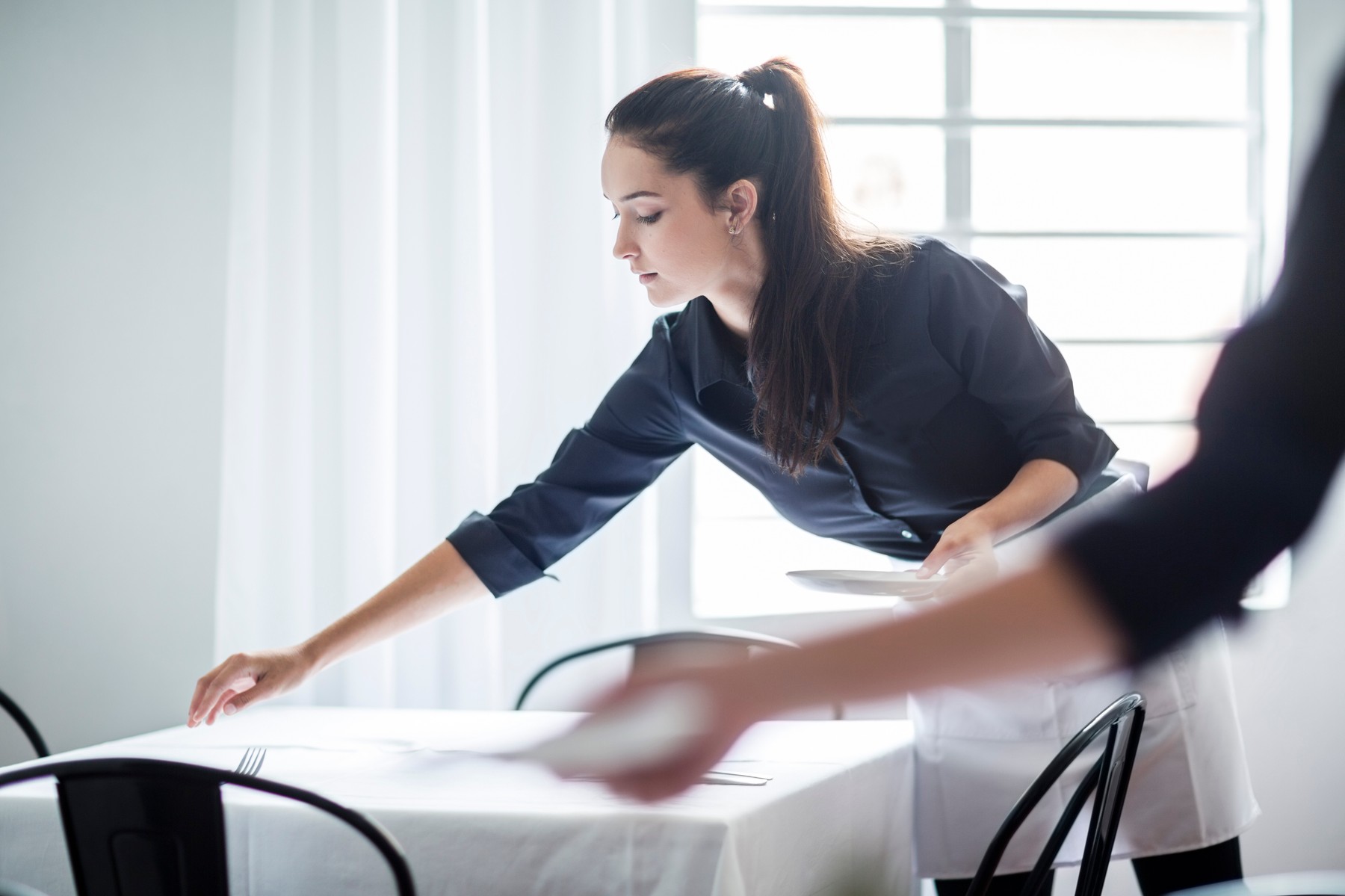 Natakarica, restavracija, miza, natakar