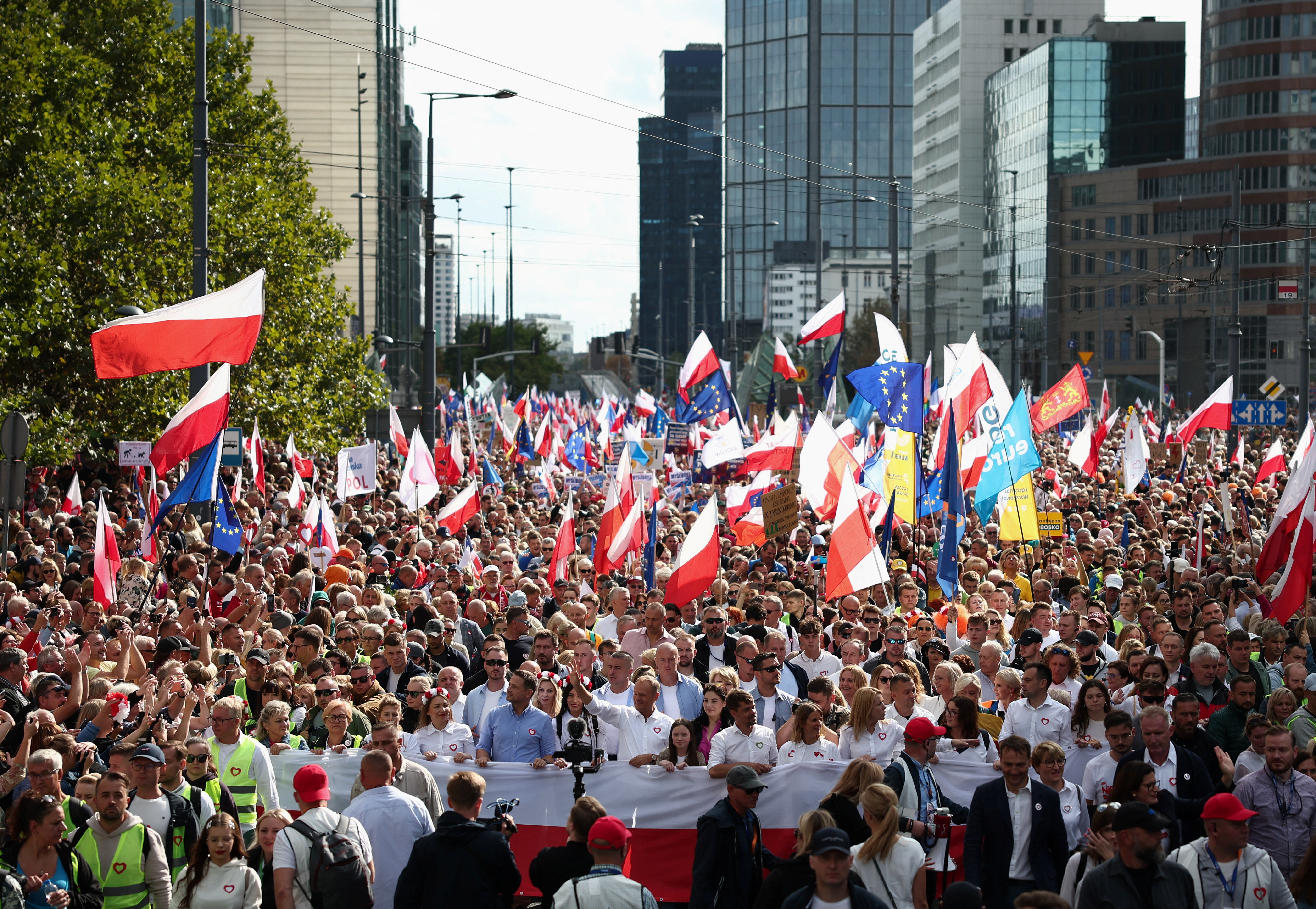 Liberal opposition holds "Marsz Miliona Serc" march in Warsaw