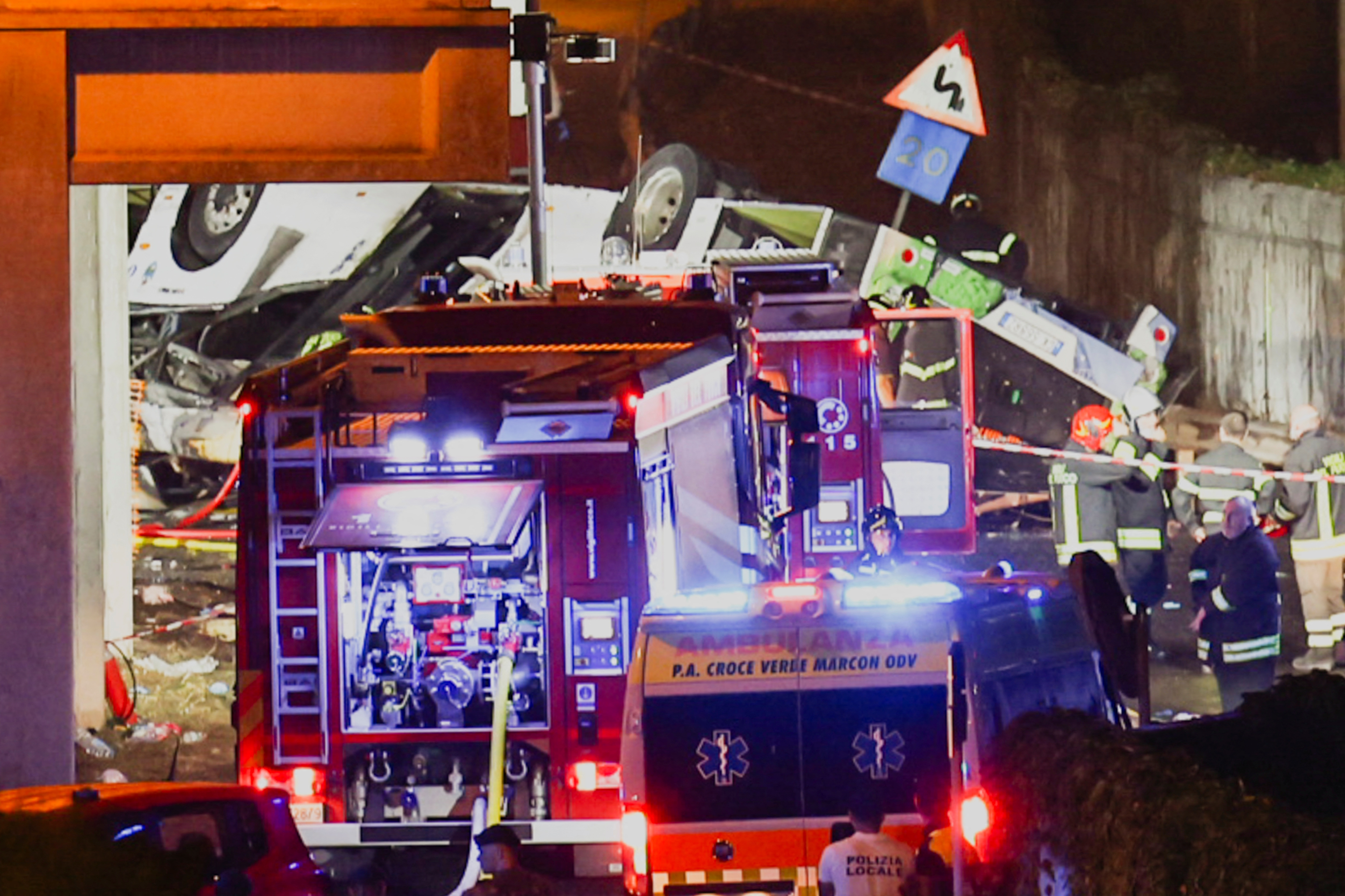 prometna nesreča, avtobus, italija, benetke