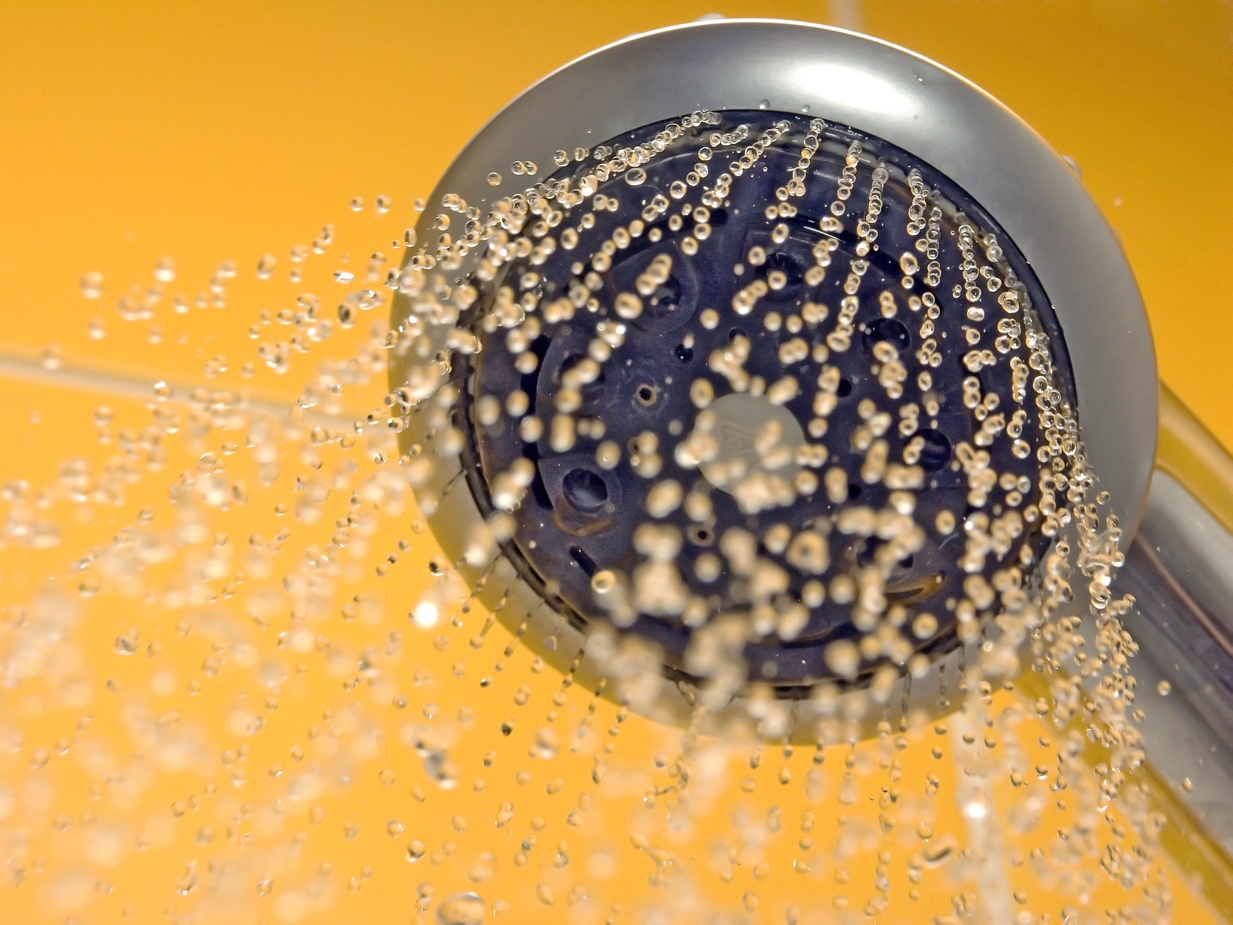 tuš, kopalnica, ročka, voda